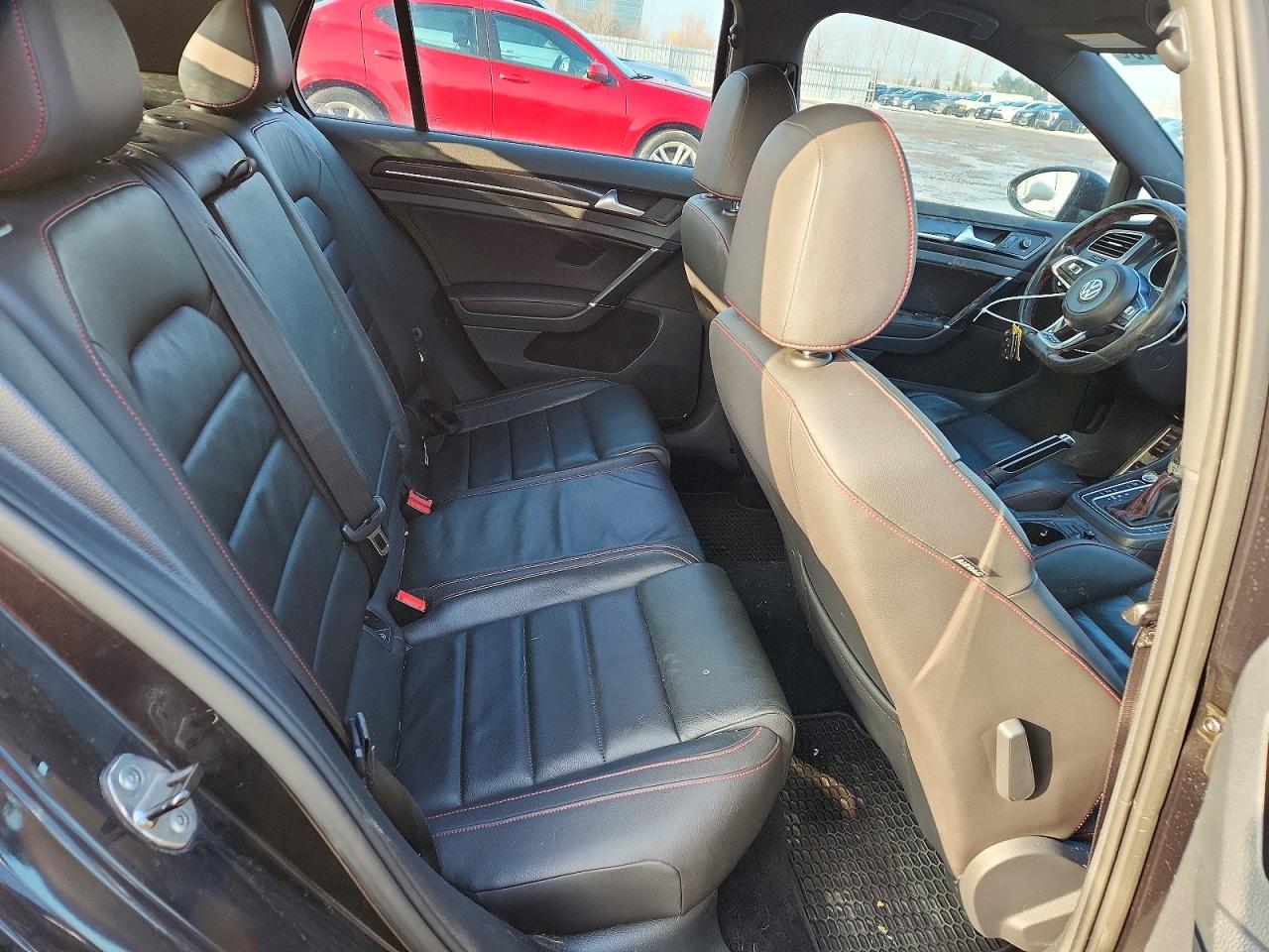 2015 Volkswagen Gti Black vin: 3VW4T7AU2FM004458