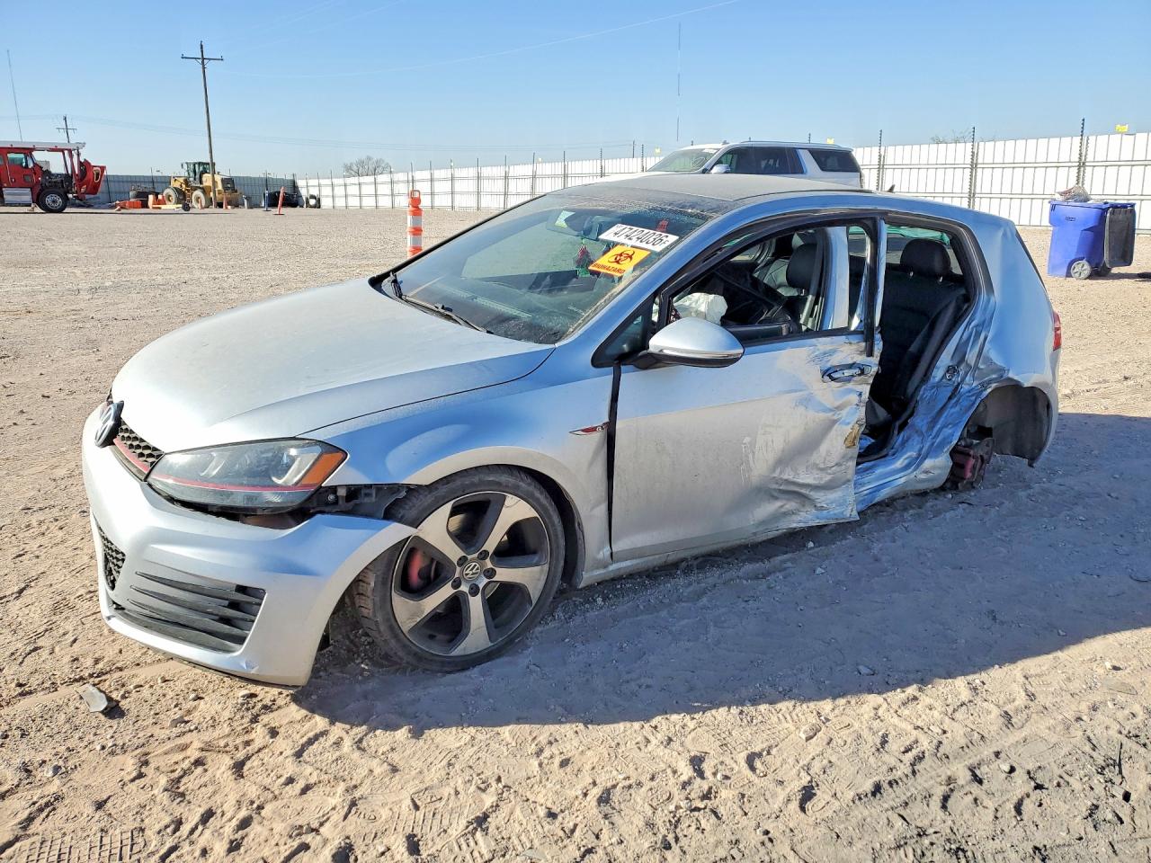 3VW4T7AU2FM044376