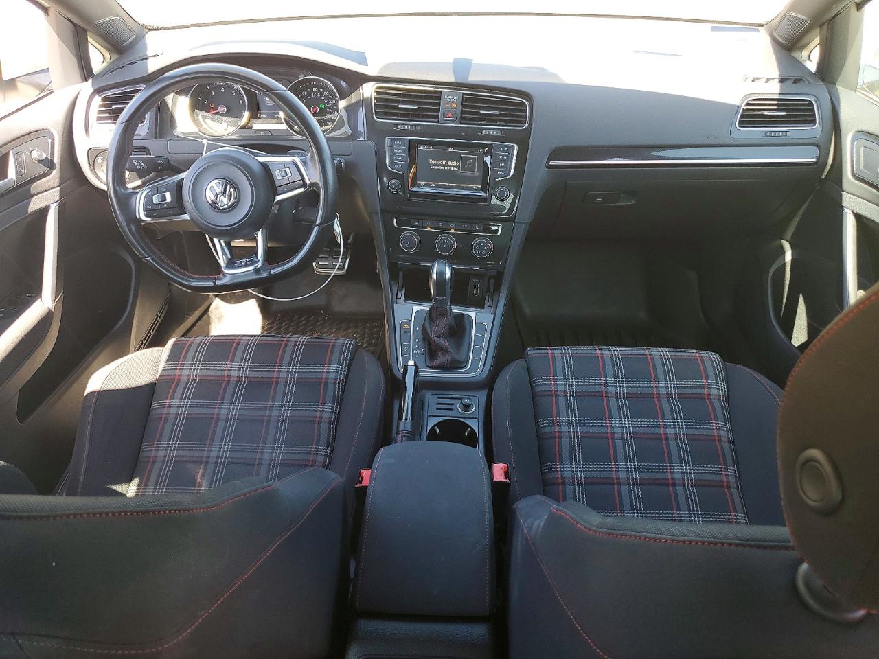 2015 Volkswagen Gti White vin: 3VW4T7AU3FM016764