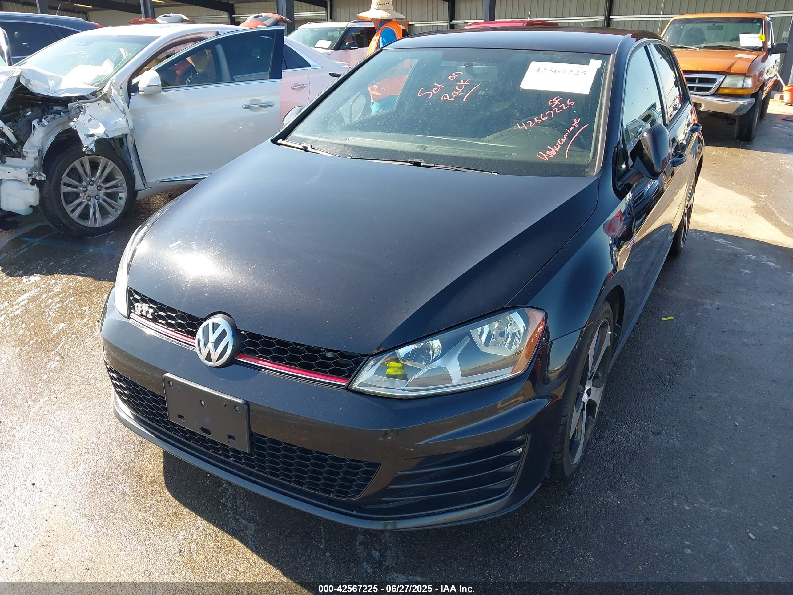 2015 Volkswagen Golf Gti 2.0t S 4-door Черный vin: 3VW4T7AU3FM025576