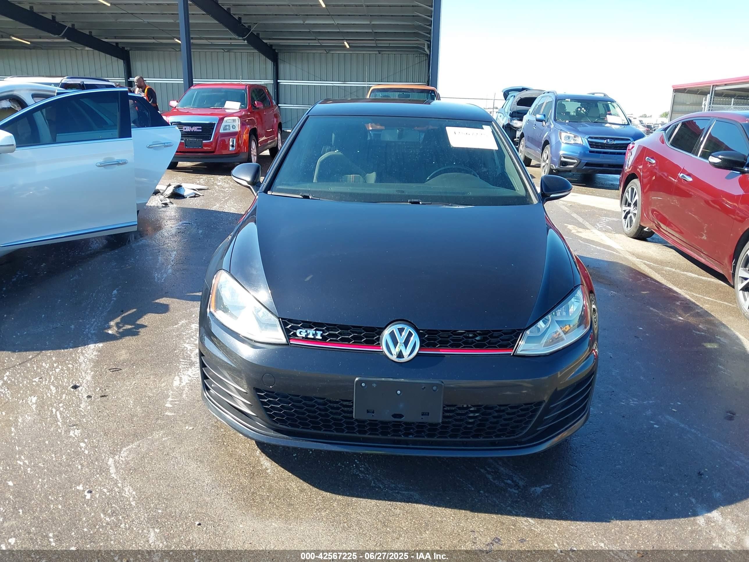 2015 Volkswagen Golf Gti 2.0t S 4-door Черный vin: 3VW4T7AU3FM025576