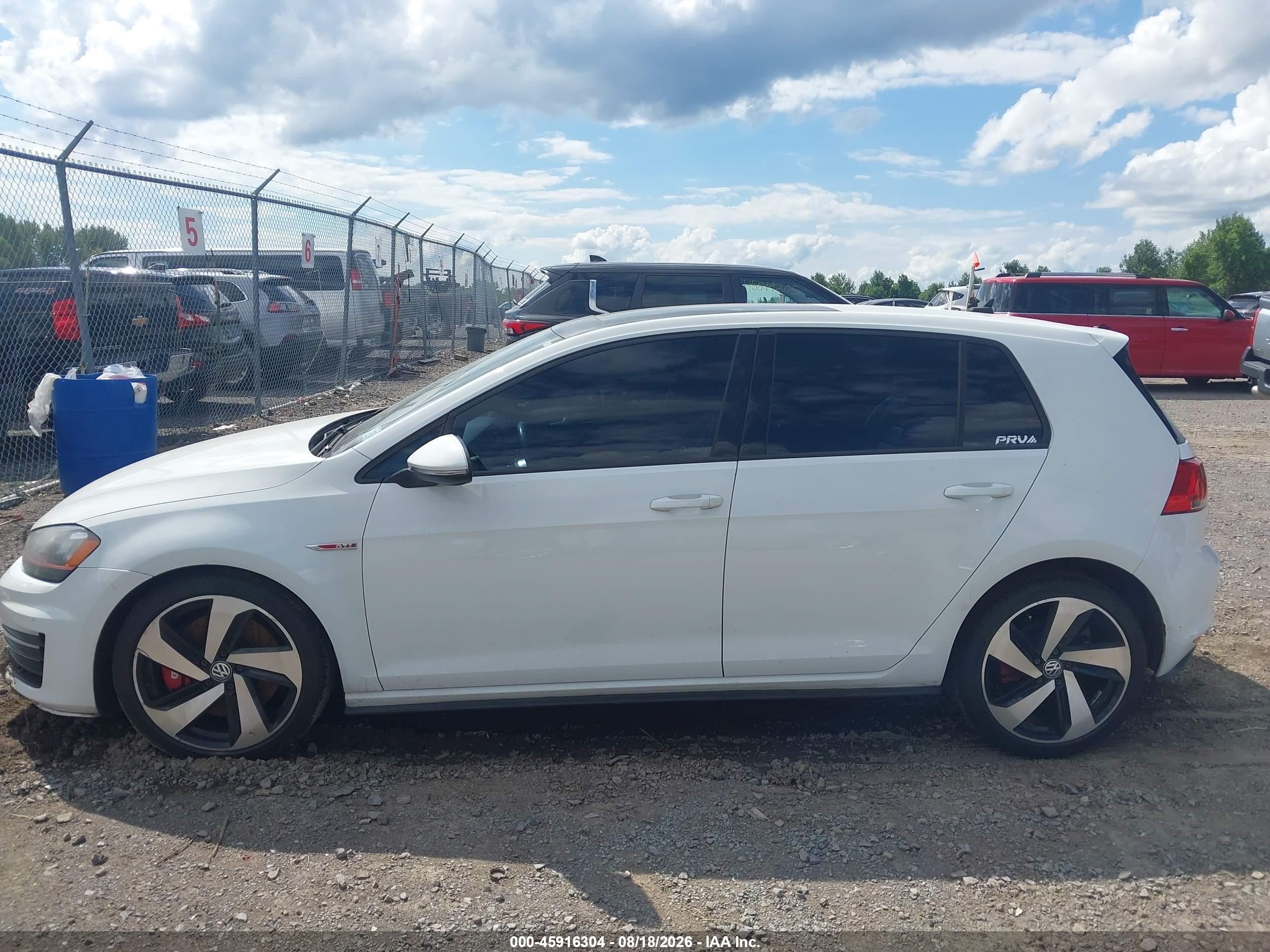 2015 Volkswagen Golf Gti 2.0t Autobahn 4-door White vin: 3VW4T7AU7FM002575