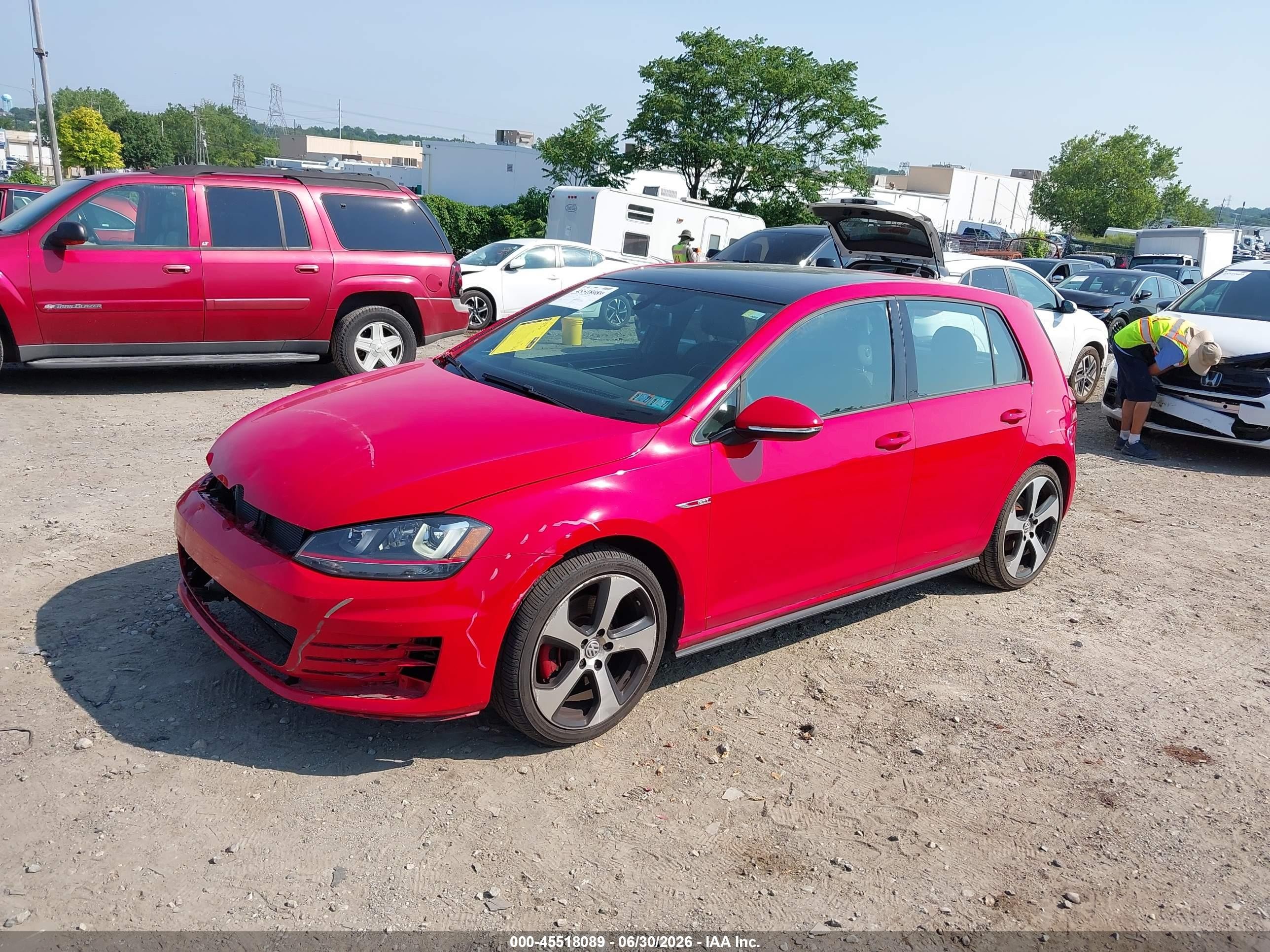 2015 Volkswagen Golf Gti 2.0t Se 4-door Красный vin: 3VW4T7AU7FM090429