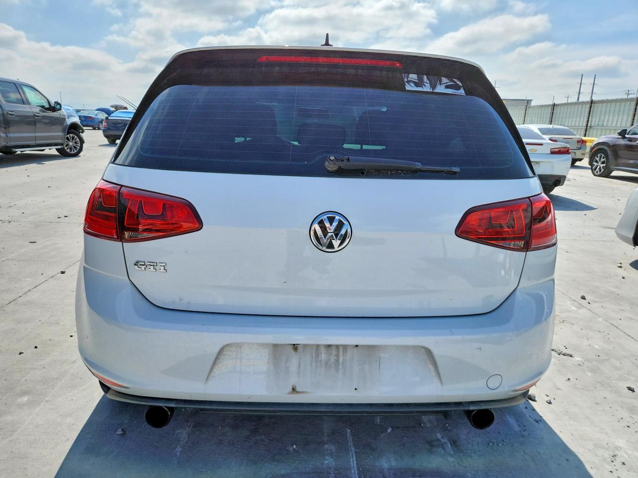 2017 Volkswagen Gti S White vin: 3VW4T7AU7HM008976