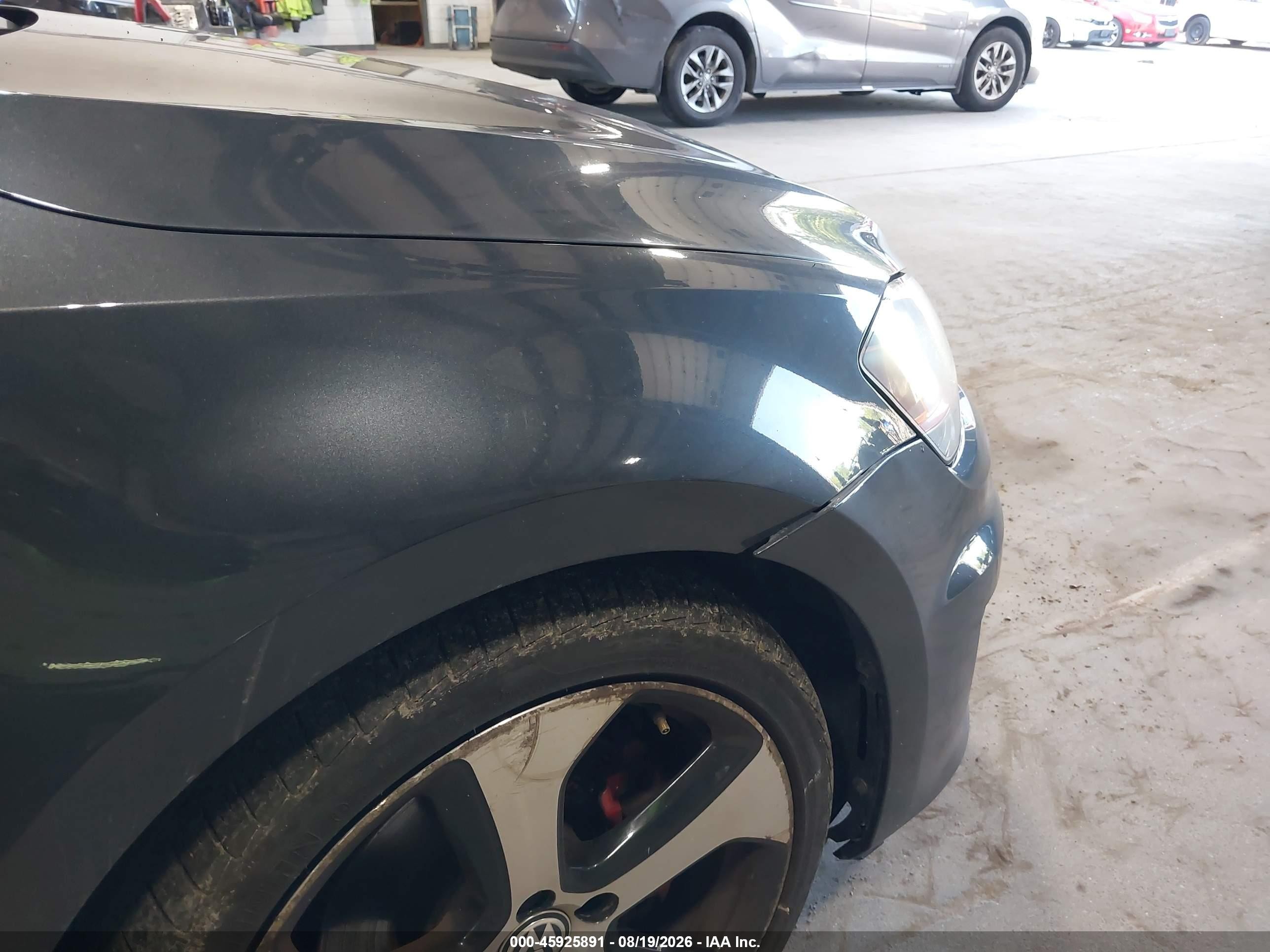 2015 Volkswagen Golf Gti 2.0t Se 4-door Gray vin: 3VW4T7AU8FM045855