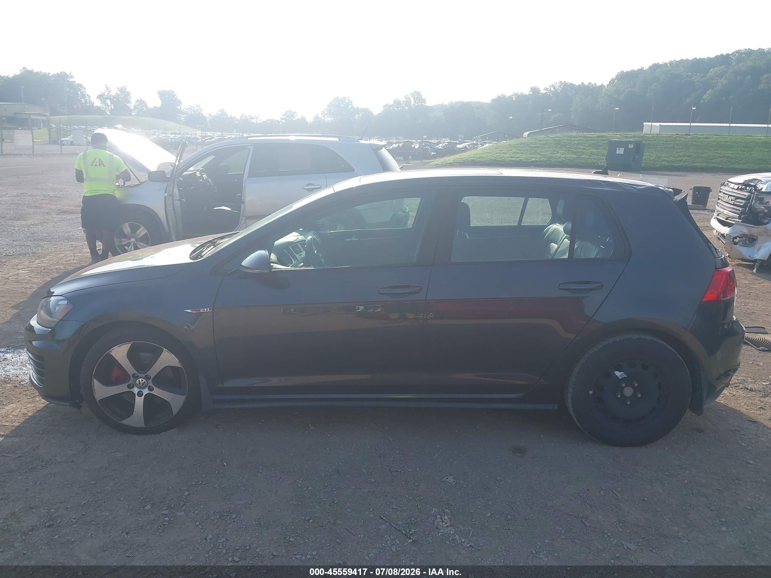 2015 Volkswagen Golf Gti 2.0t Se 4-door Gray vin: 3VW4T7AU9FM047324