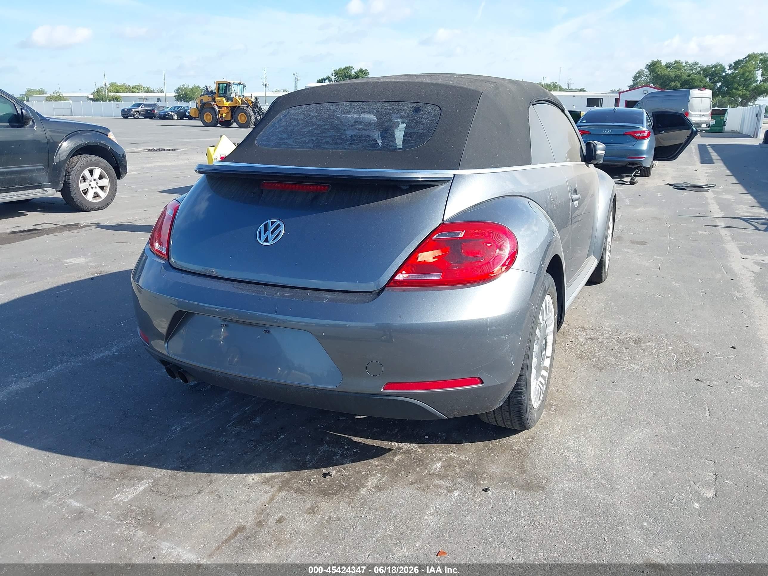 2014 Volkswagen Beetle 1.8t Gray vin: 3VW507AT9EM819971