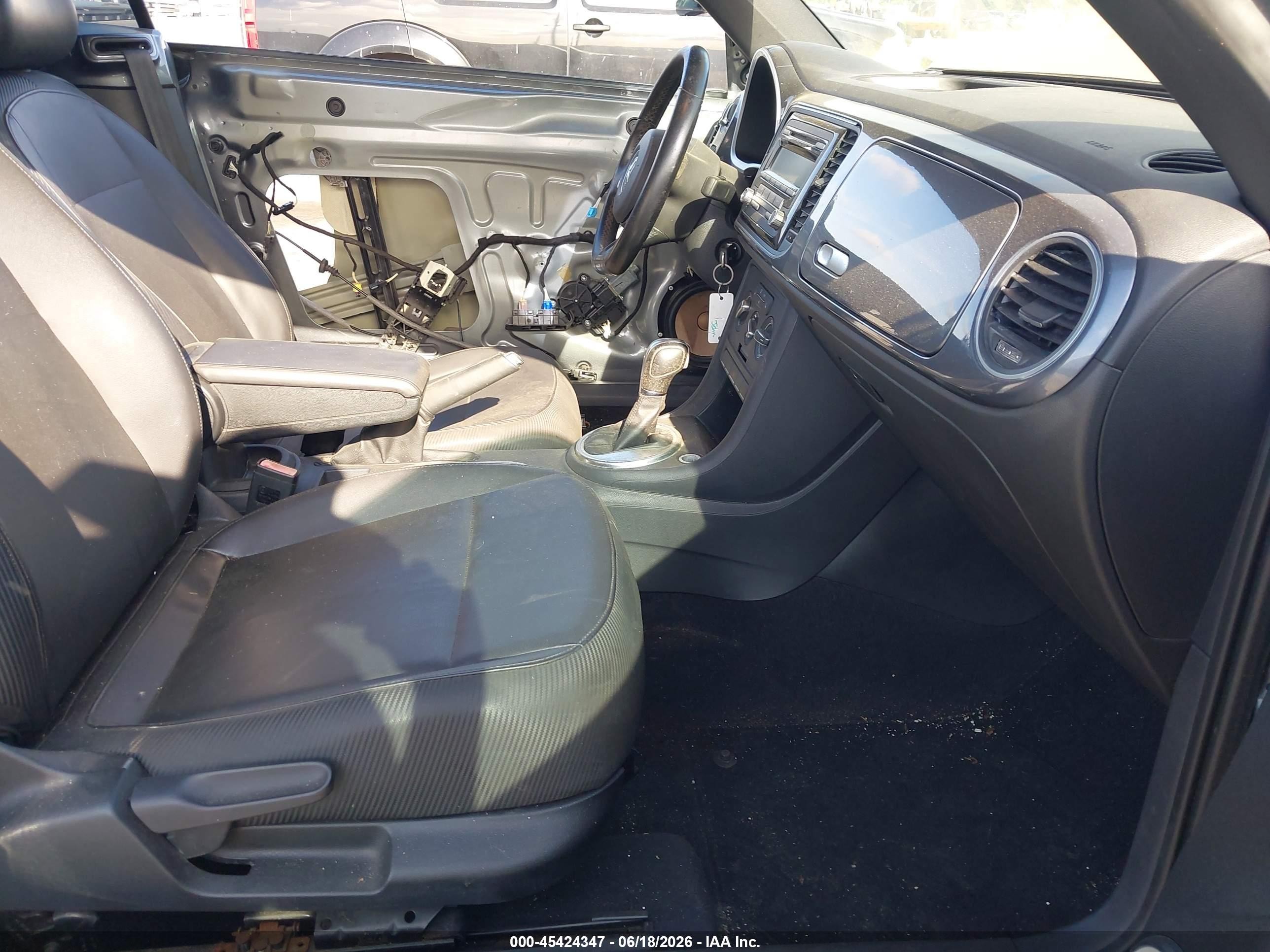 2014 Volkswagen Beetle 1.8t Gray vin: 3VW507AT9EM819971