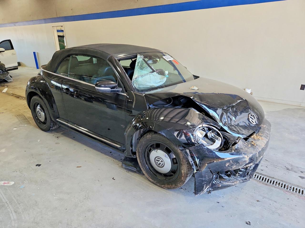 2014 Volkswagen Beetle Black vin: 3VW517AT0EM813957