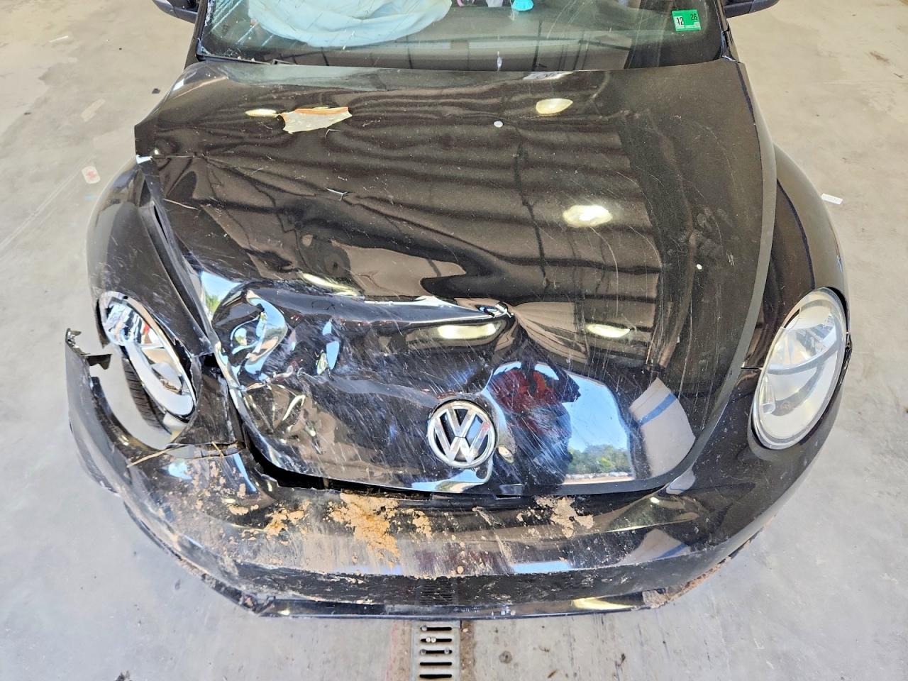 2014 Volkswagen Beetle Black vin: 3VW517AT0EM813957
