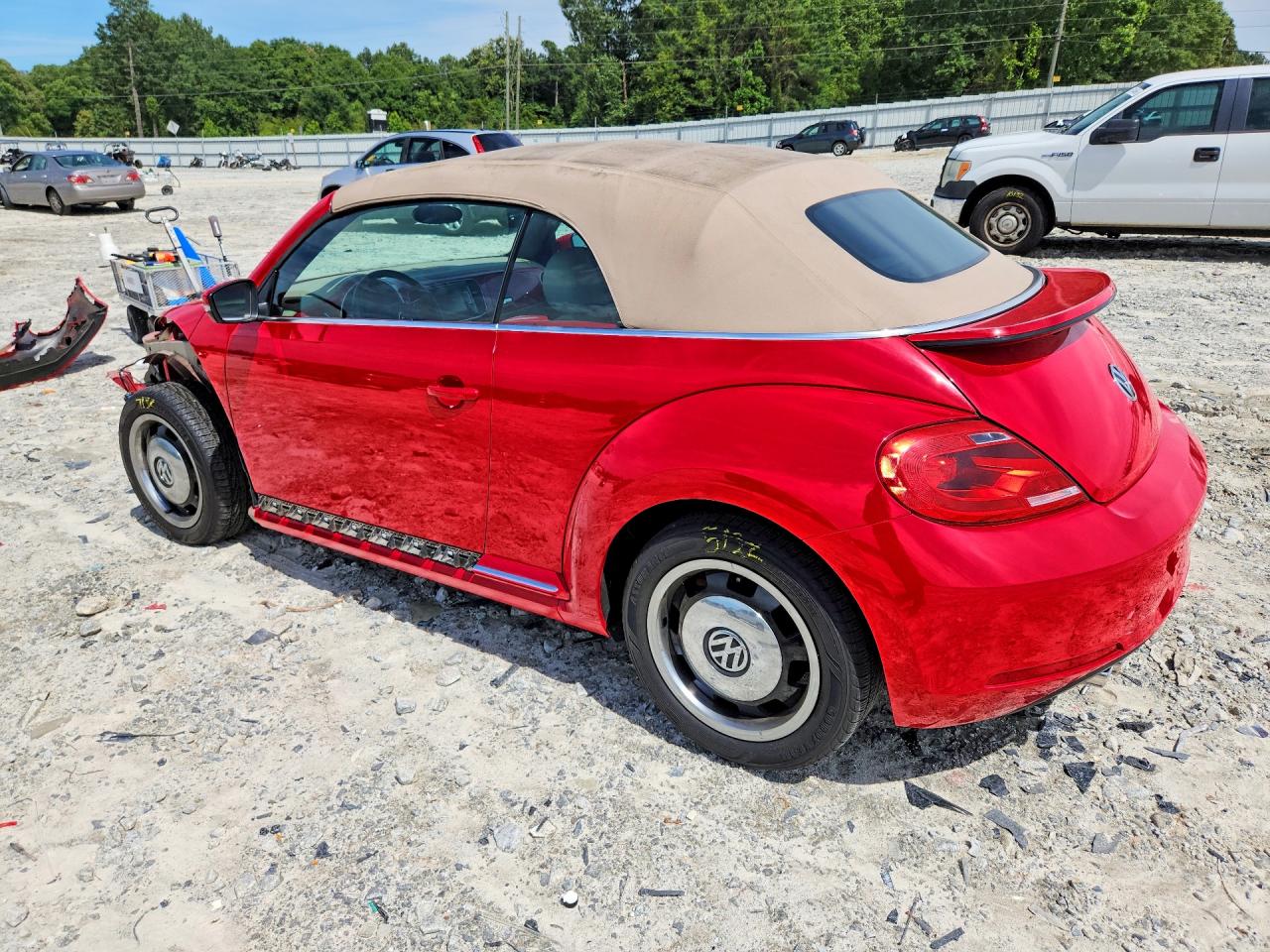 2014 Volkswagen Beetle Red vin: 3VW517AT0EM823162