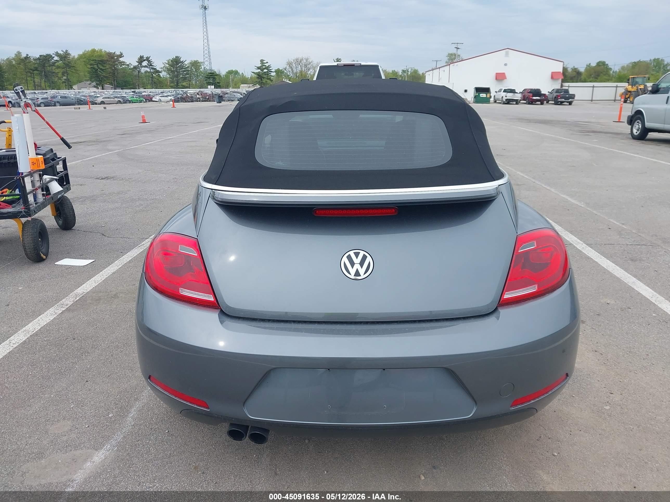 2015 Volkswagen Beetle 1.8t Gray vin: 3VW517AT0FM813720