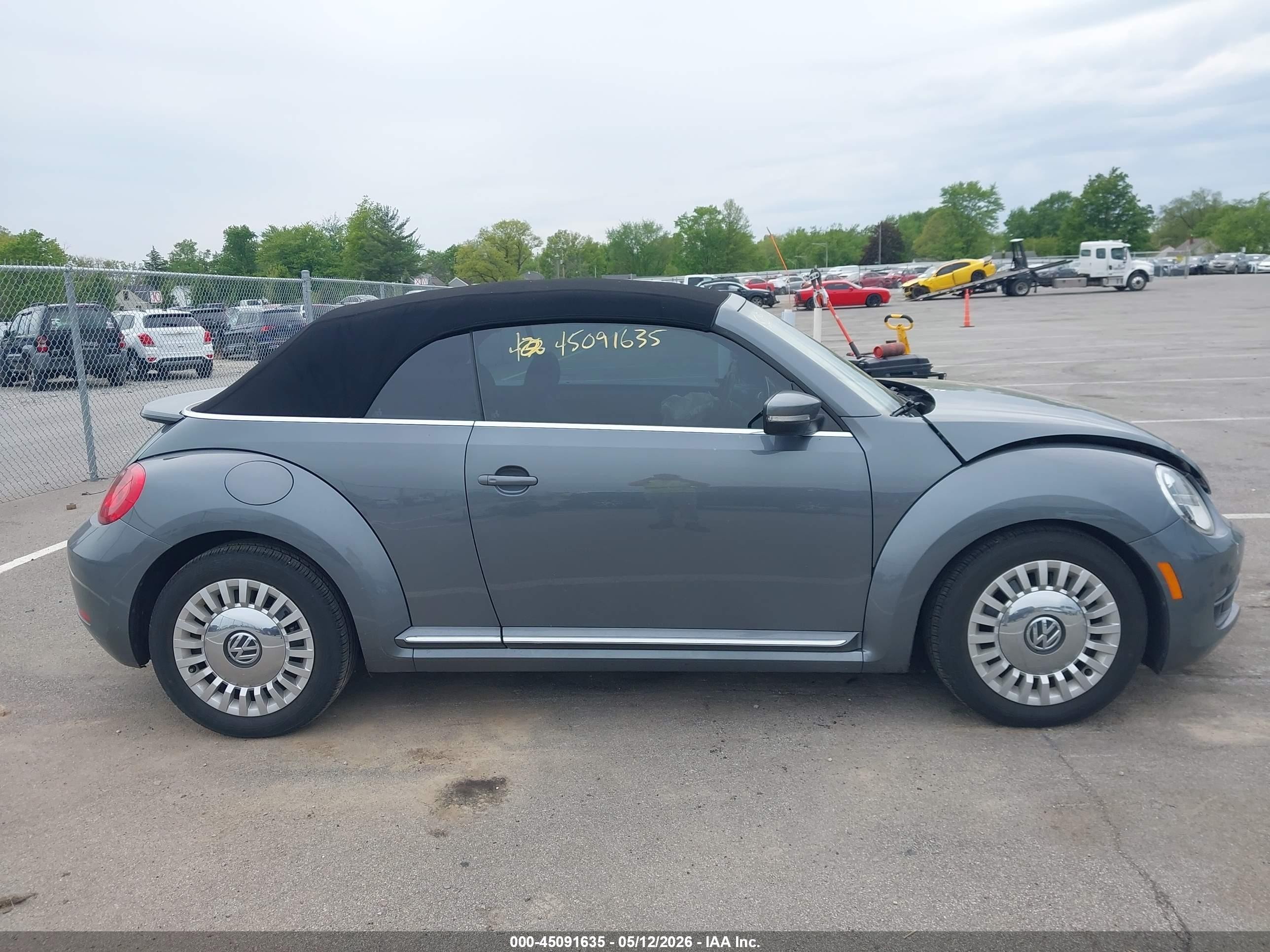 2015 Volkswagen Beetle 1.8t Gray vin: 3VW517AT0FM813720