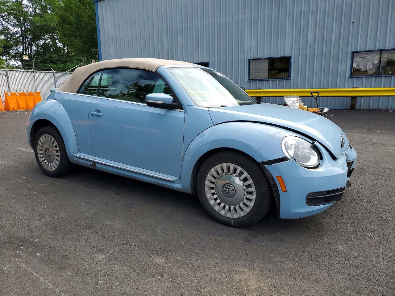 2015 Volkswagen Beetle 1.8t Blue vin: 3VW517AT2FM807451
