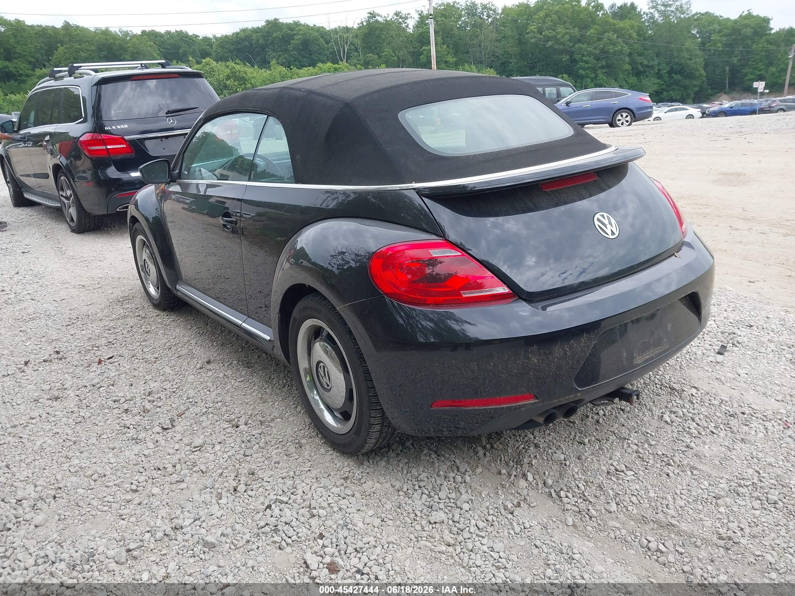 2015 Volkswagen Beetle 1.8t Classic Black vin: 3VW517AT2FM818174
