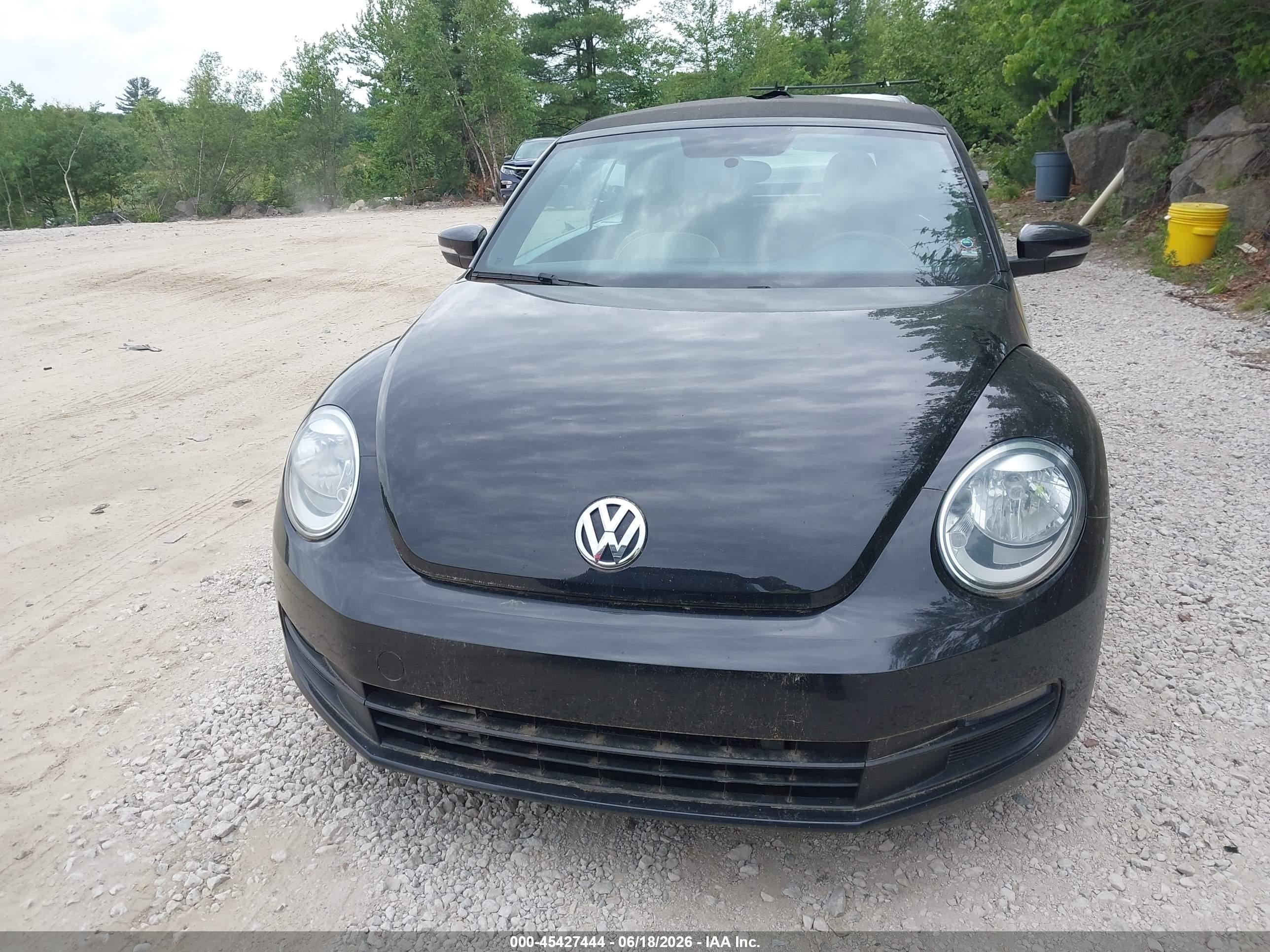 2015 Volkswagen Beetle 1.8t Classic Black vin: 3VW517AT2FM818174