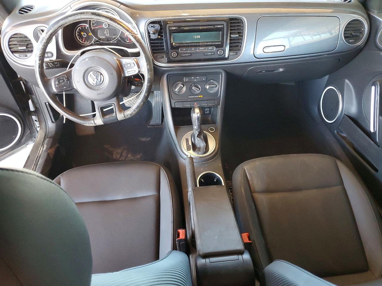 2015 Volkswagen Beetle 1.8t Gray vin: 3VW517AT3FM811346