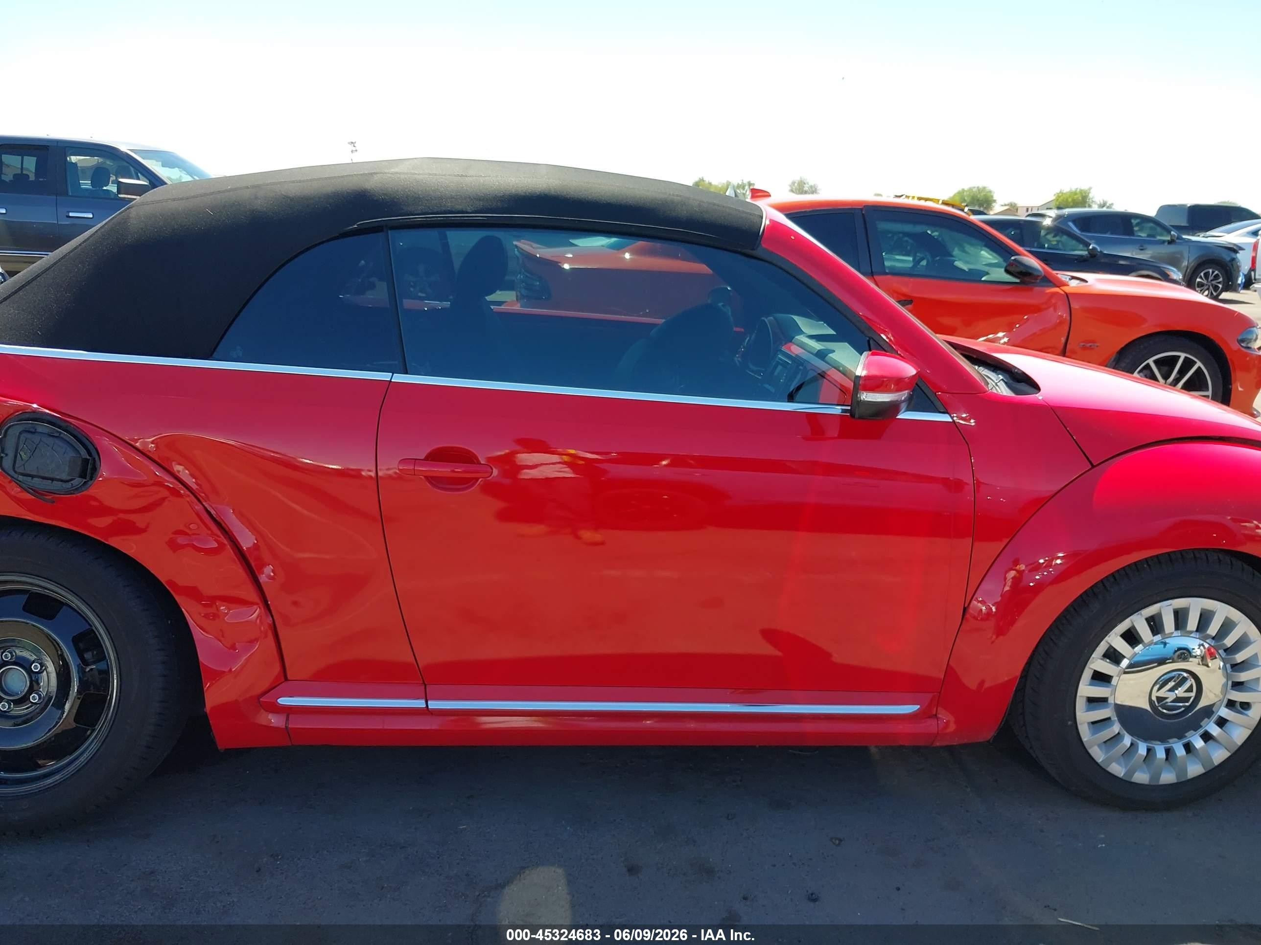 2016 Volkswagen Beetle 1.8t S Red vin: 3VW517AT3GM806567