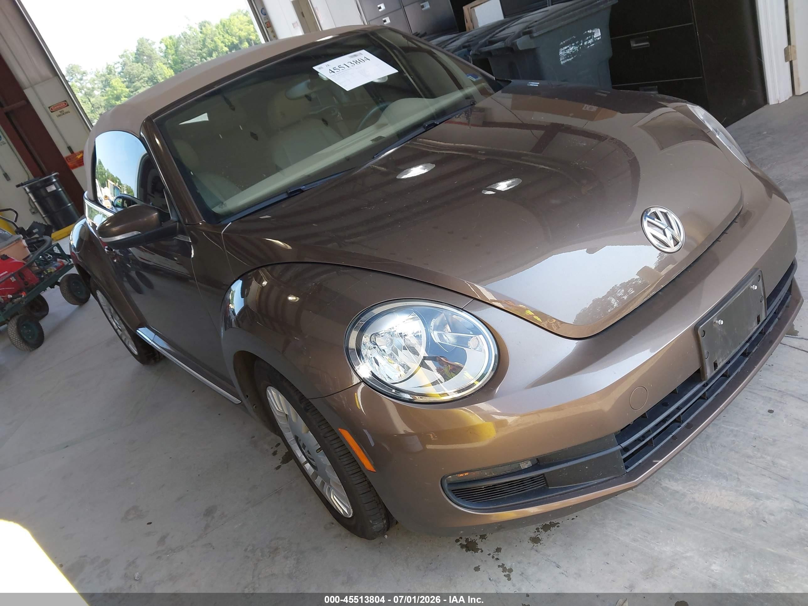 3VW517AT4EM821026