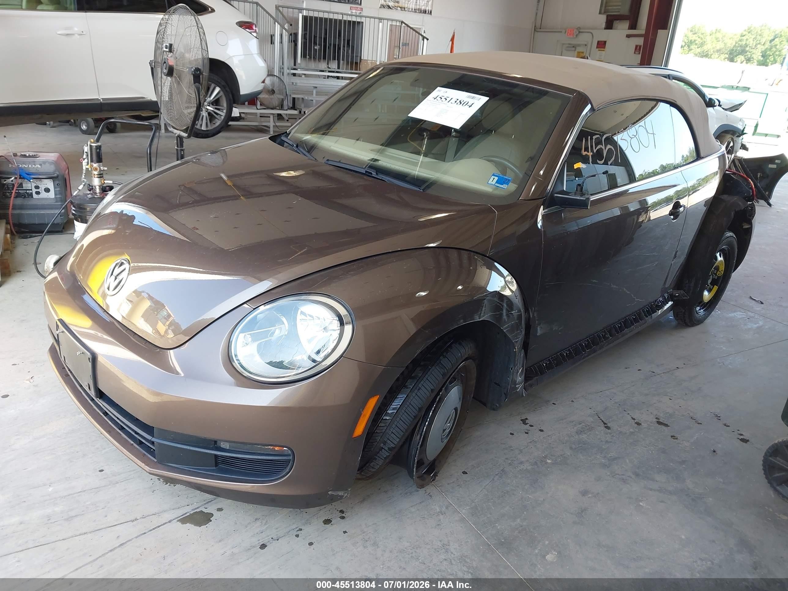 2014 Volkswagen Beetle 1.8t Brown vin: 3VW517AT4EM821026