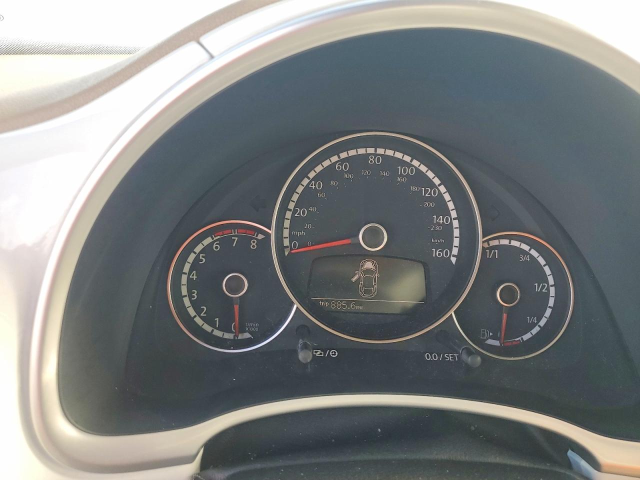 2015 Volkswagen Beetle 1.8t White vin: 3VW517AT4FM809198