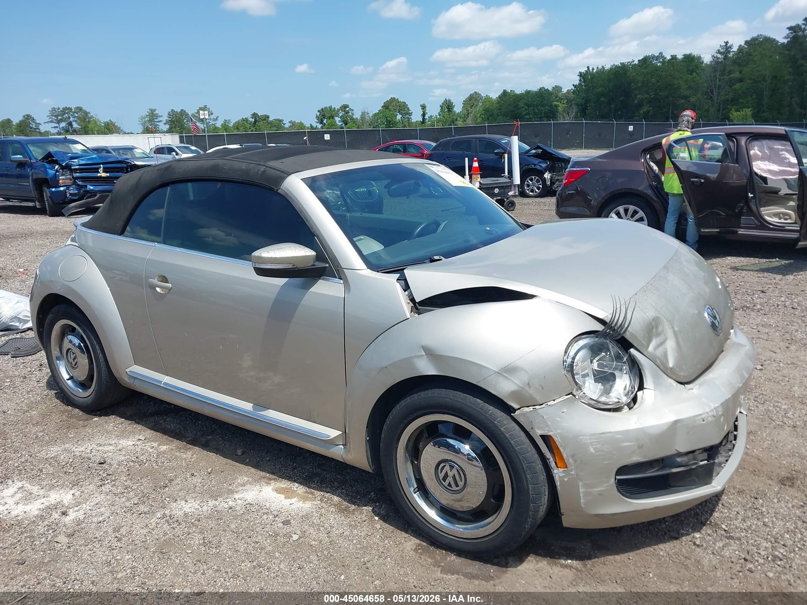 3VW517AT4FM809699