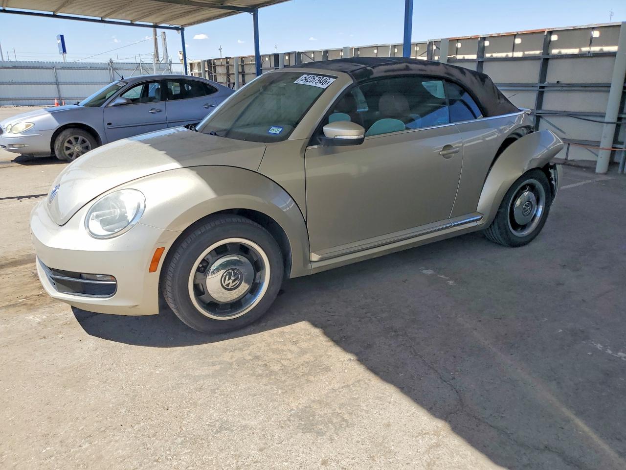 3VW517AT4FM823568