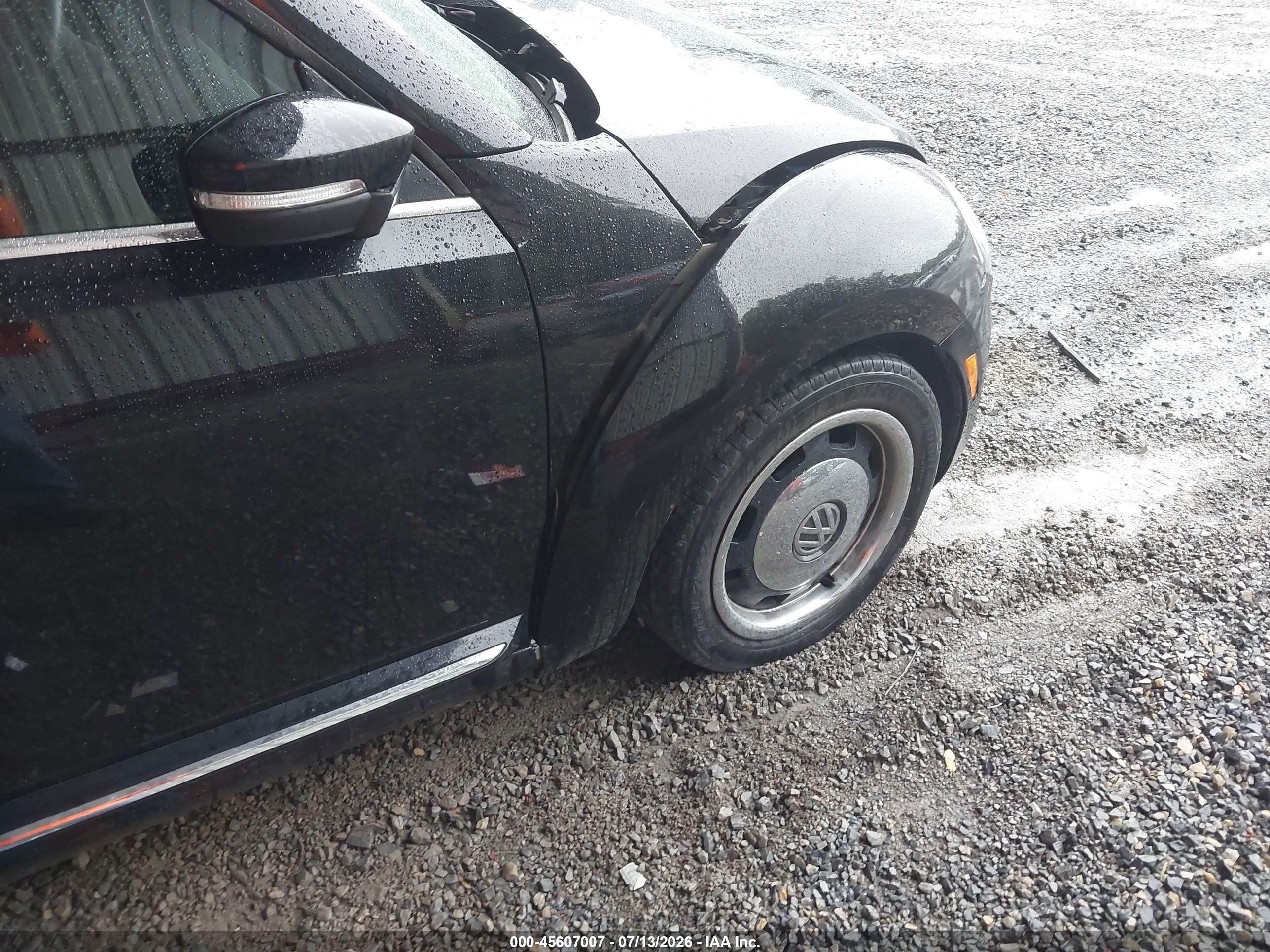 2015 Volkswagen Beetle 1.8t Classic Black vin: 3VW517AT5FM808416