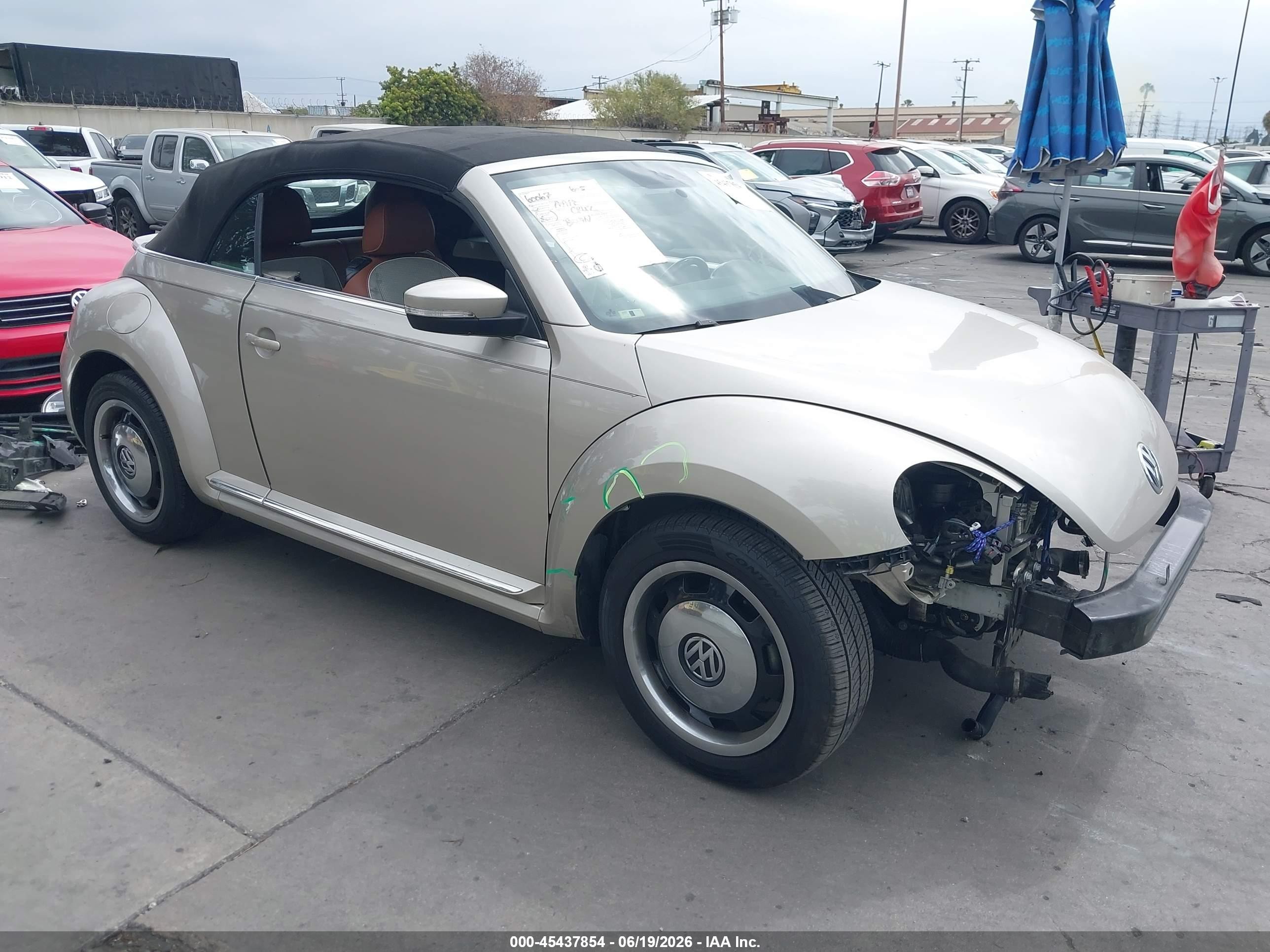 3VW517AT5FM809596