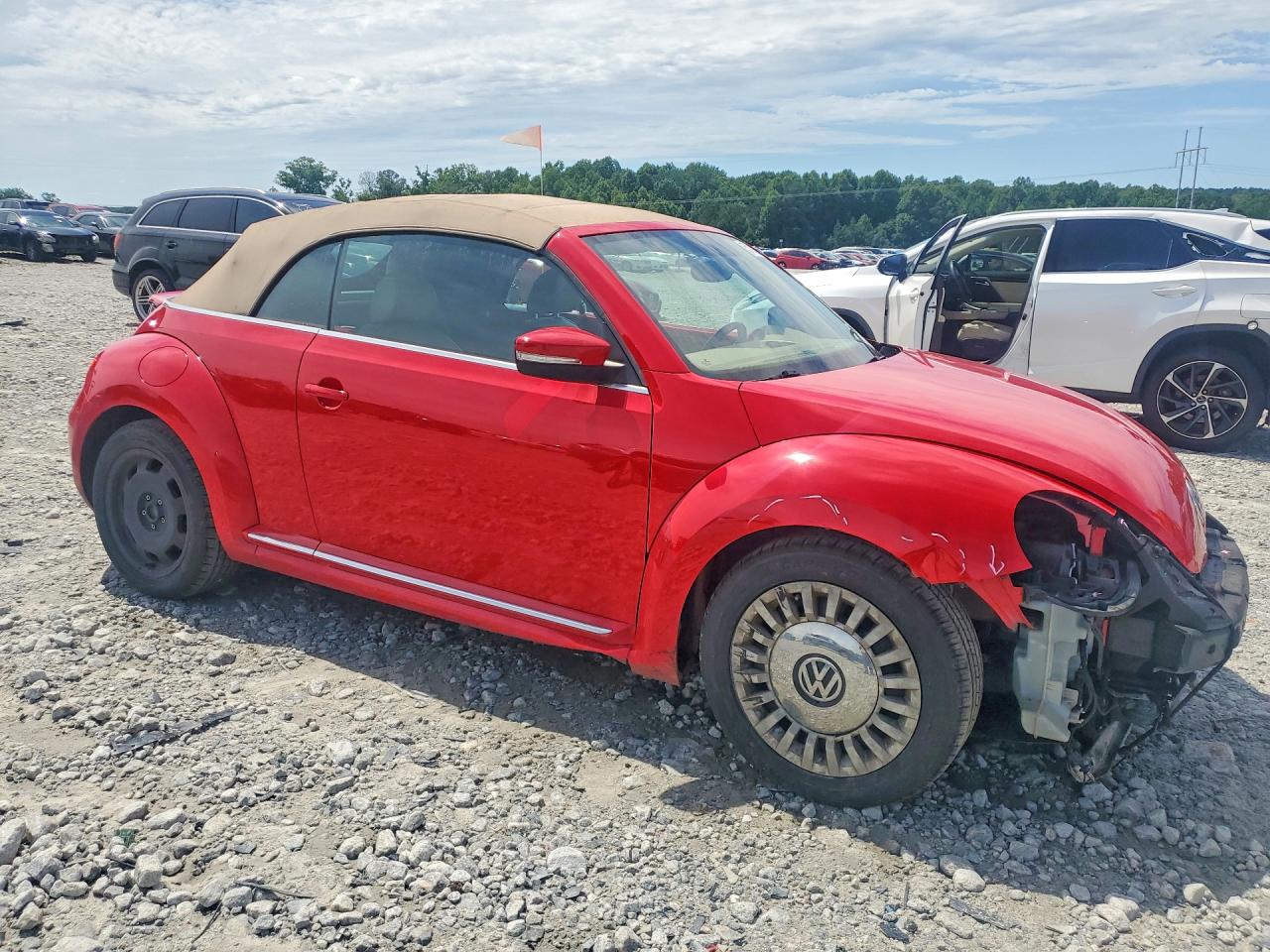 2014 Volkswagen Beetle Red vin: 3VW517AT7EM823000