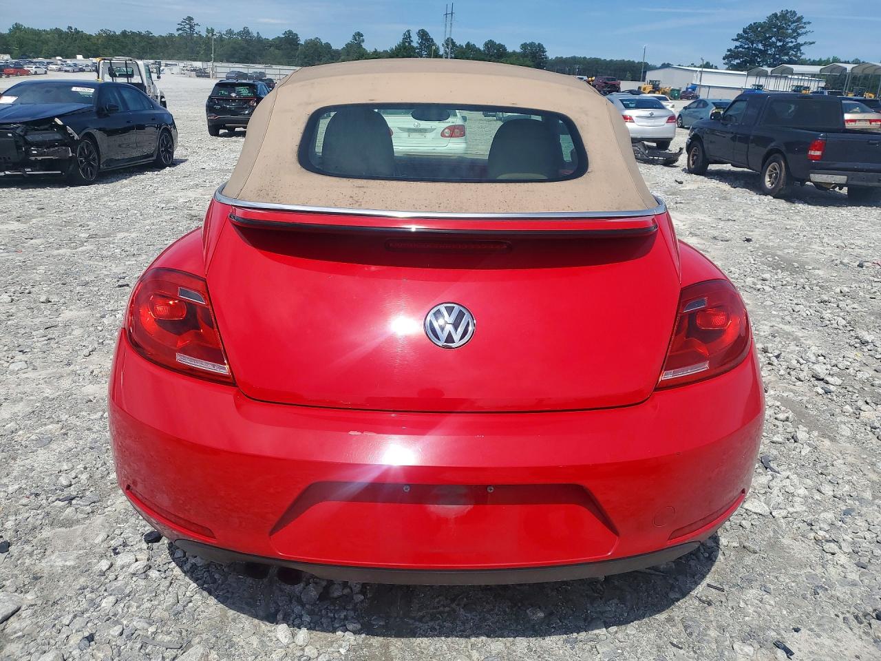 2014 Volkswagen Beetle Red vin: 3VW517AT7EM823000