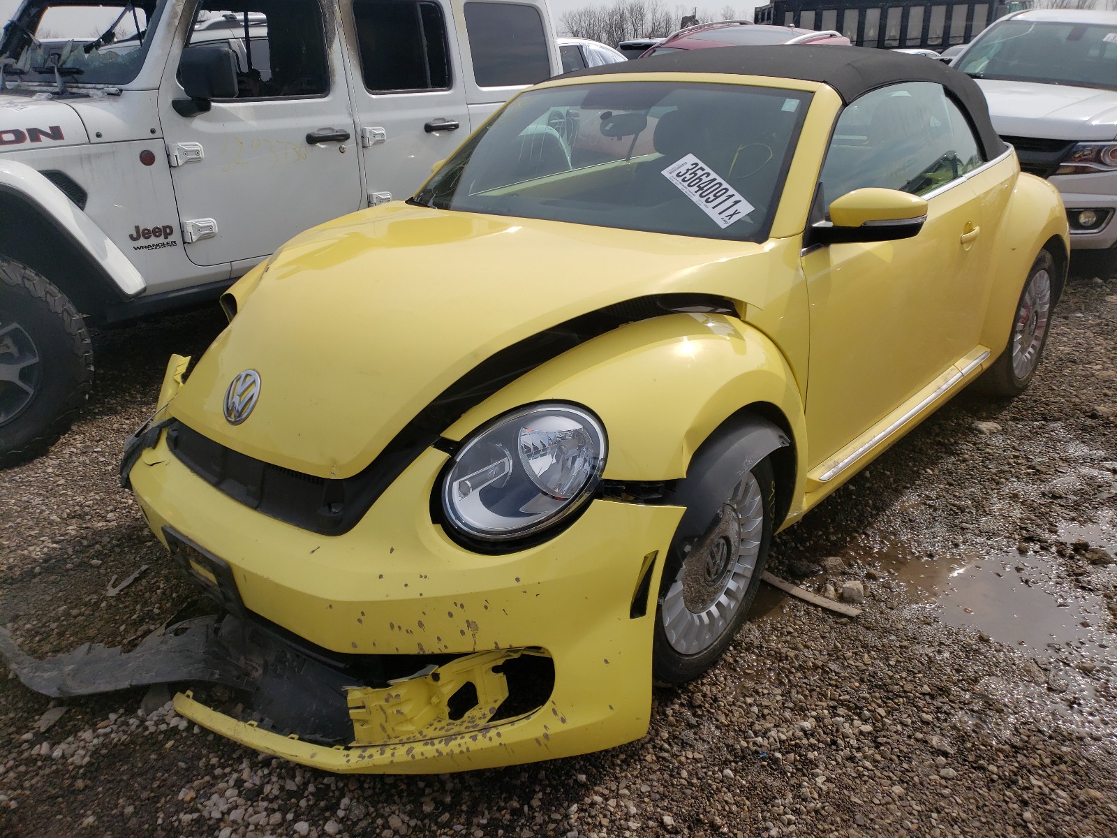 2015 Volkswagen Beetle 1.8t Yellow vin: 3VW517AT7FM807848