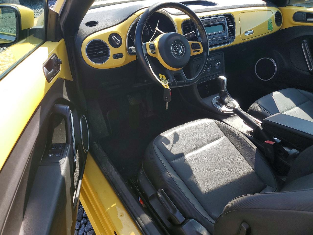 2015 Volkswagen Beetle 1.8t Yellow vin: 3VW517AT7FM807848