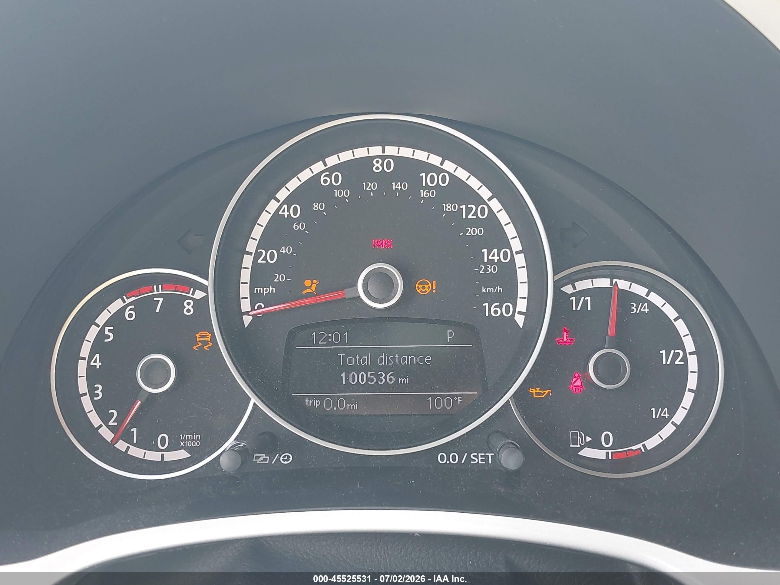 2015 Volkswagen Beetle 1.8t Classic Белый vin: 3VW517AT7FM810118