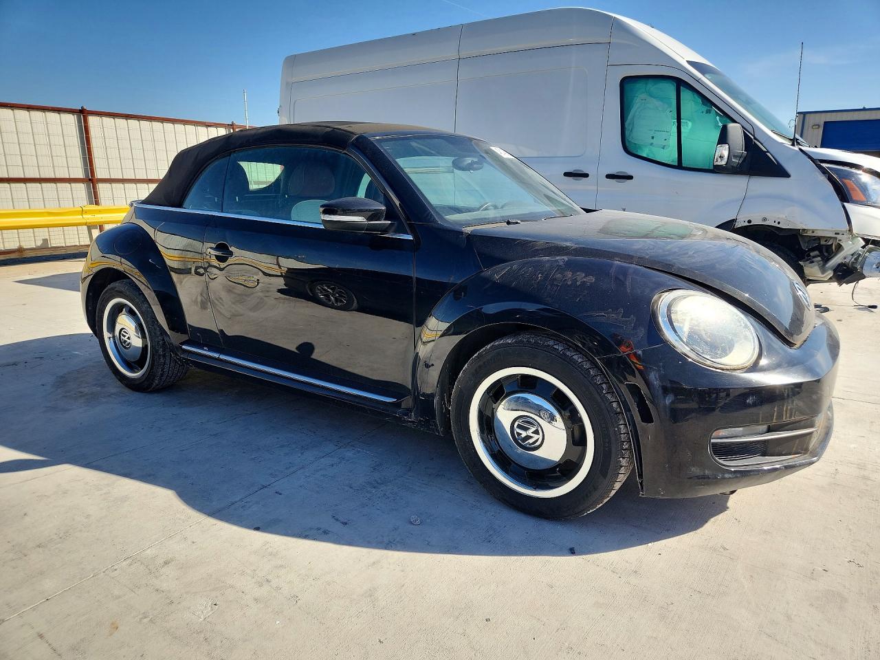 2015 Volkswagen Beetle 1.8t Черный vin: 3VW517AT7FM823578