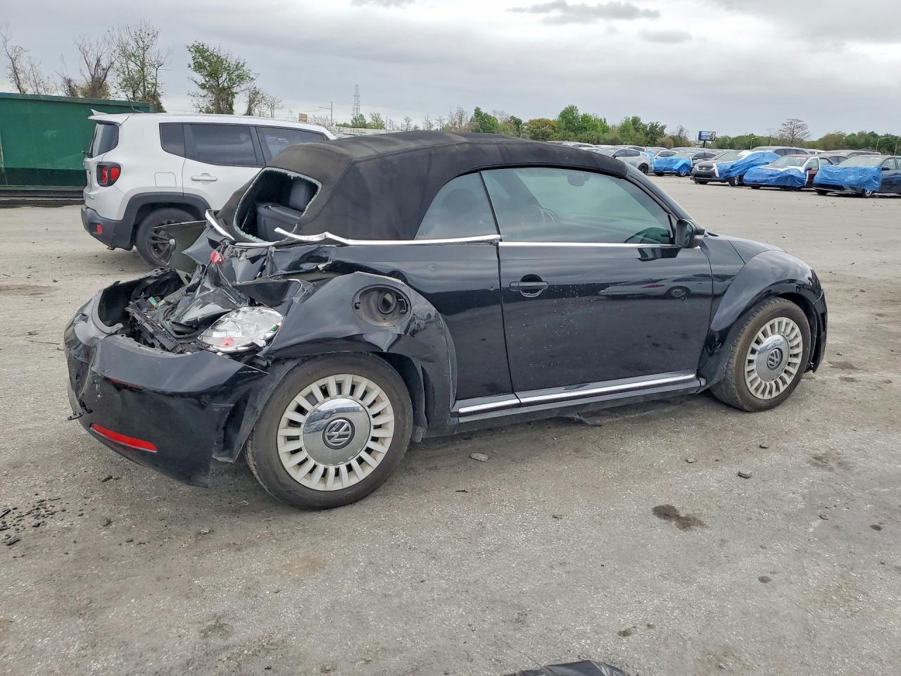 2014 Volkswagen Beetle Black vin: 3VW517AT8EM819456