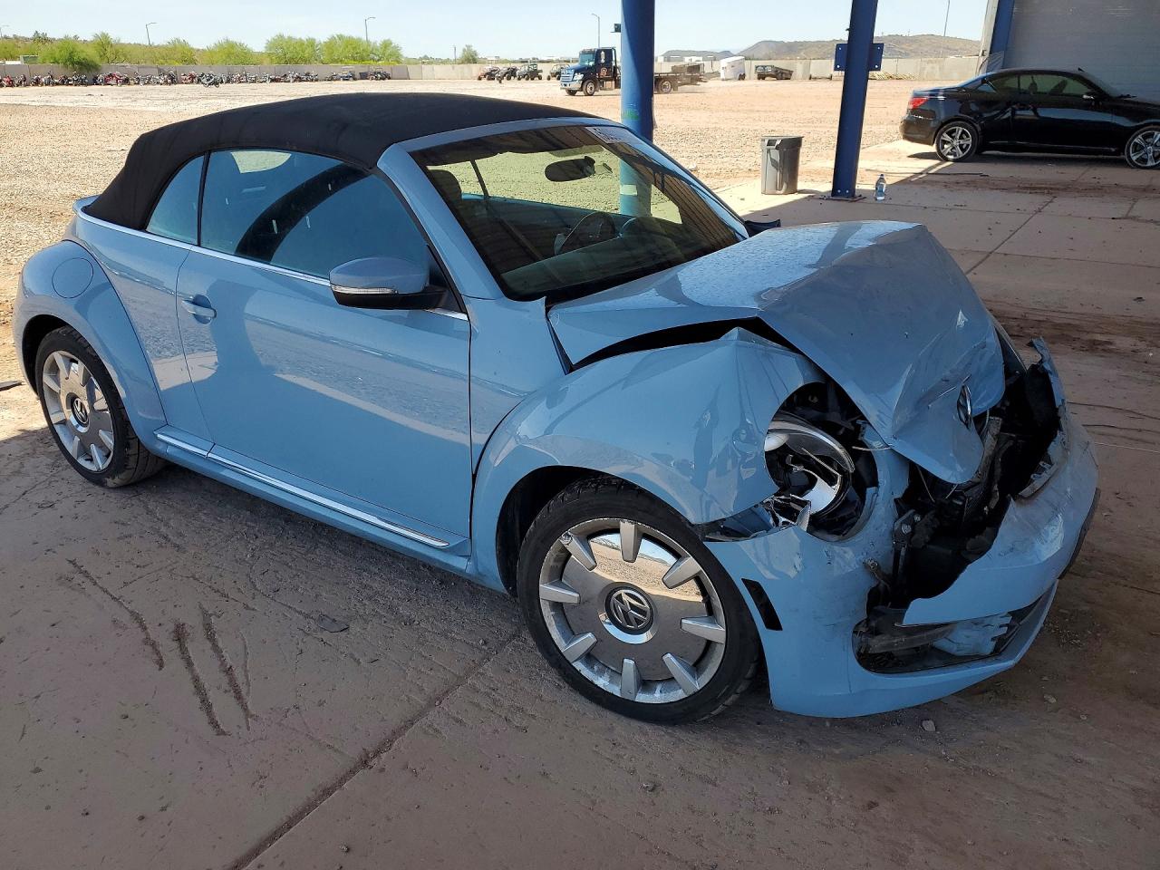 2015 Volkswagen Beetle 1.8t Blue vin: 3VW517ATXFM800425
