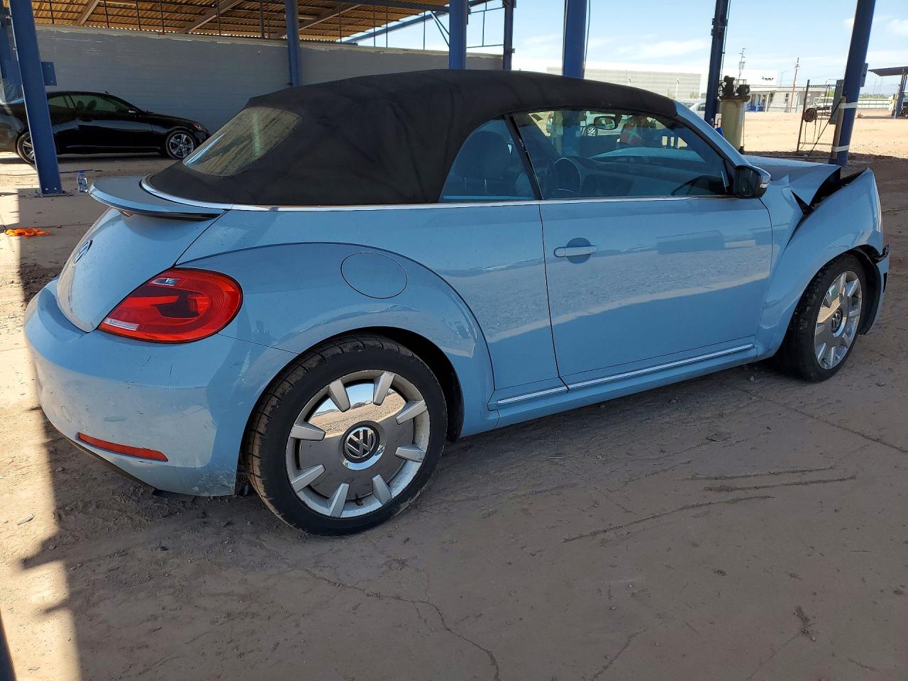 2015 Volkswagen Beetle 1.8t Blue vin: 3VW517ATXFM800425