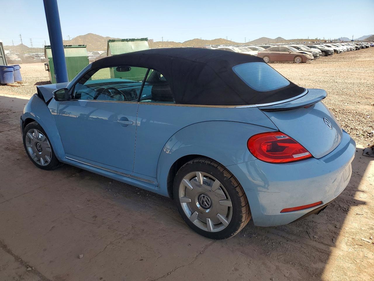 2015 Volkswagen Beetle 1.8t Blue vin: 3VW517ATXFM800425