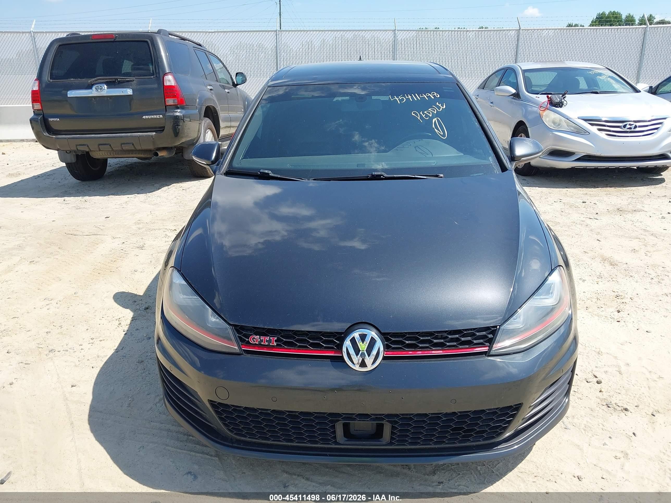 2015 Volkswagen Golf Gti 2.0t Autobahn W/performance Package 4-door Черный vin: 3VW547AU1FM078763