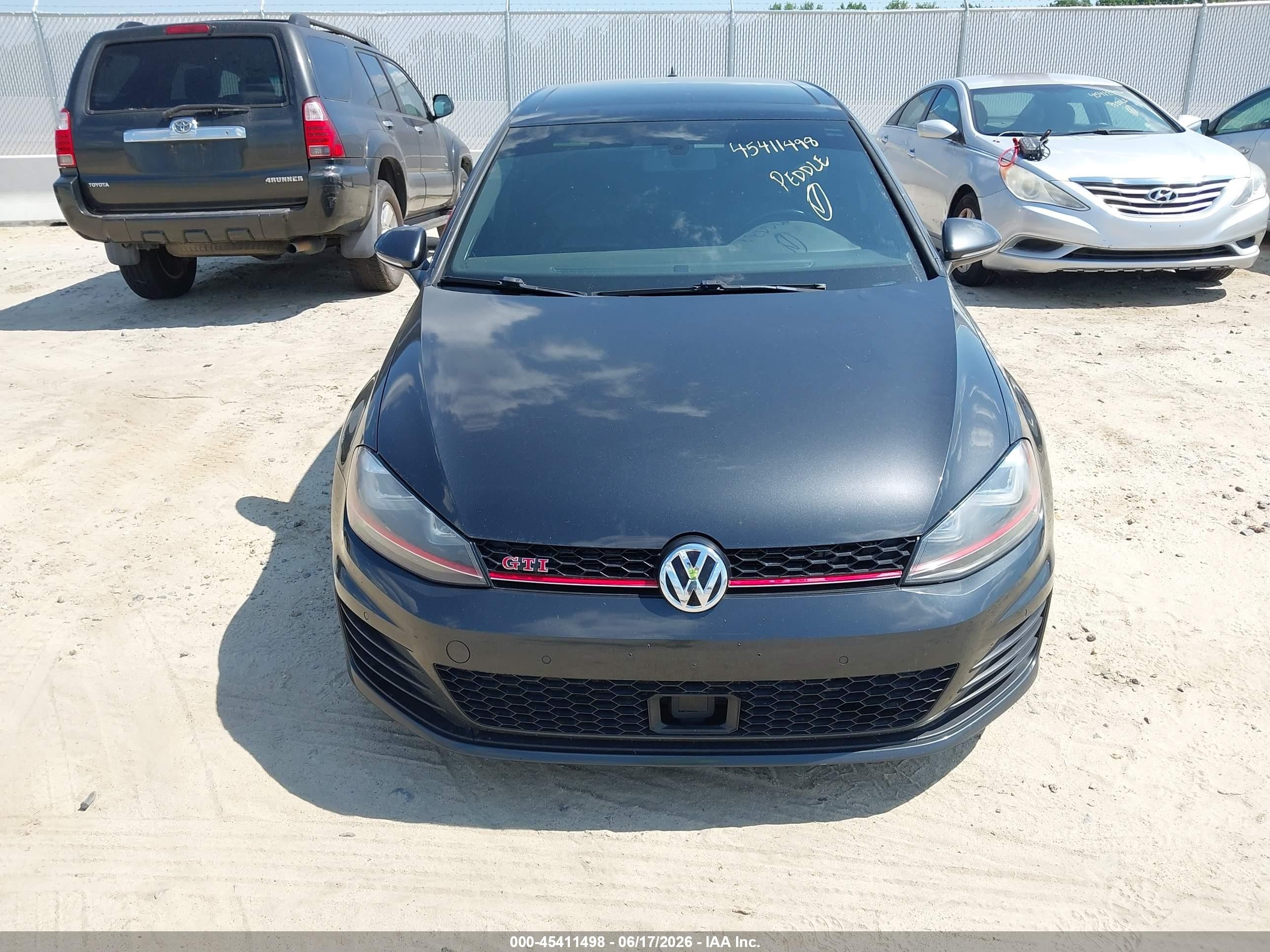2015 Volkswagen Golf Gti 2.0t Autobahn W/performance Package 4-door Черный vin: 3VW547AU1FM078763