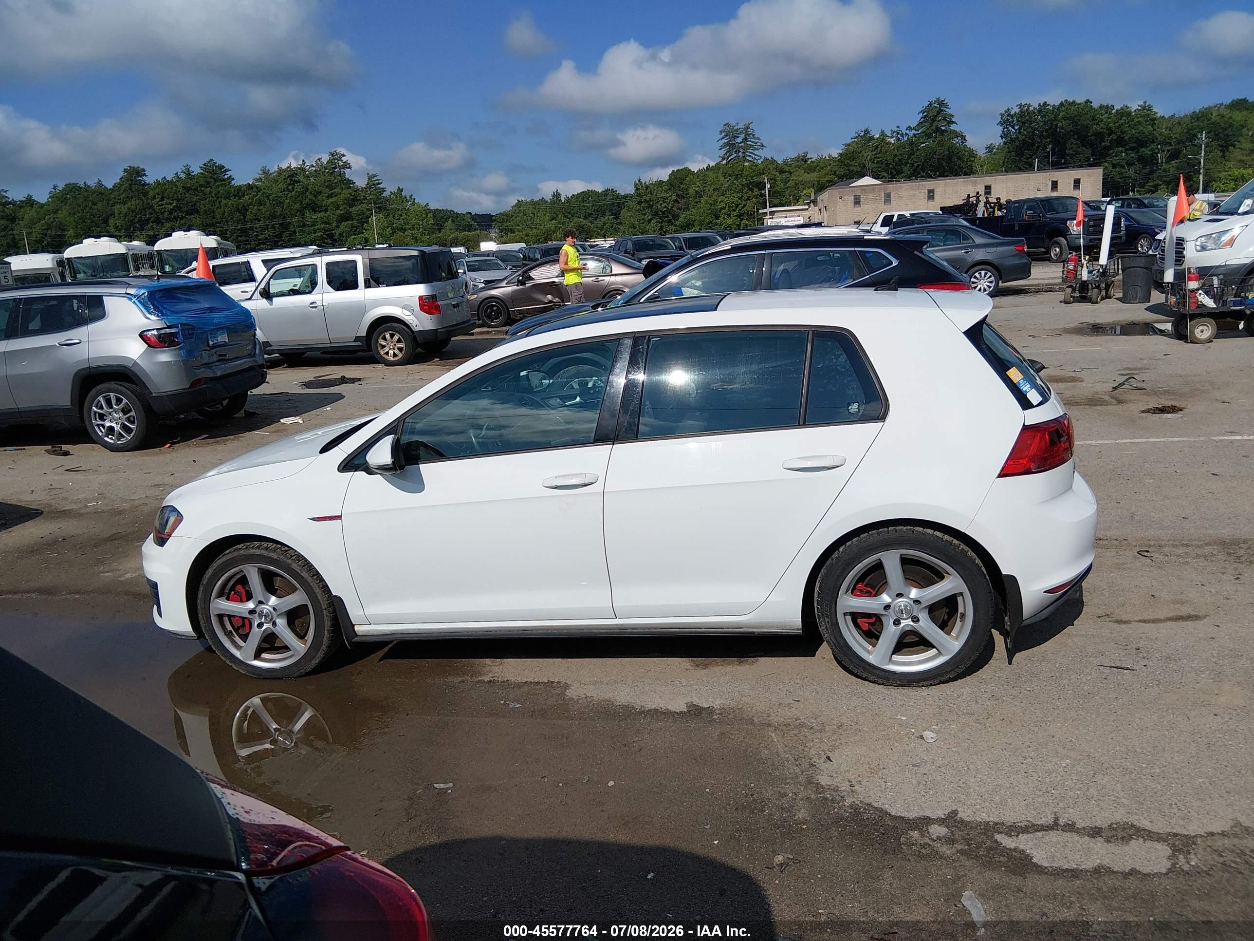 2015 Volkswagen Golf Gti 2.0t Autobahn W/performance Package 4-door White vin: 3VW547AU2FM098536