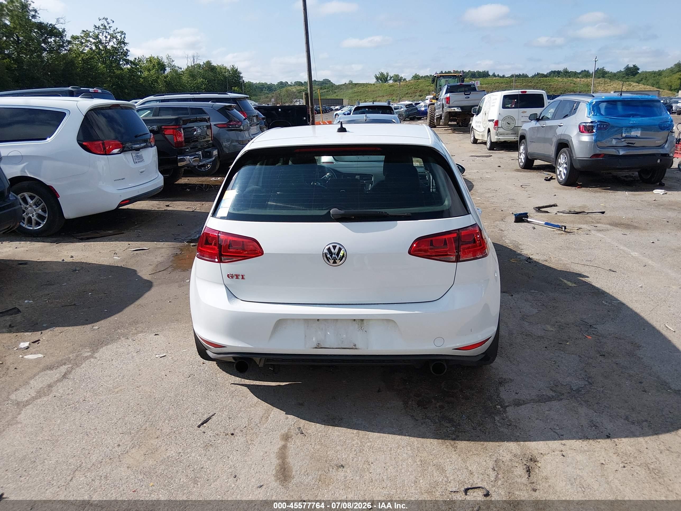 2015 Volkswagen Golf Gti 2.0t Autobahn W/performance Package 4-door White vin: 3VW547AU2FM098536