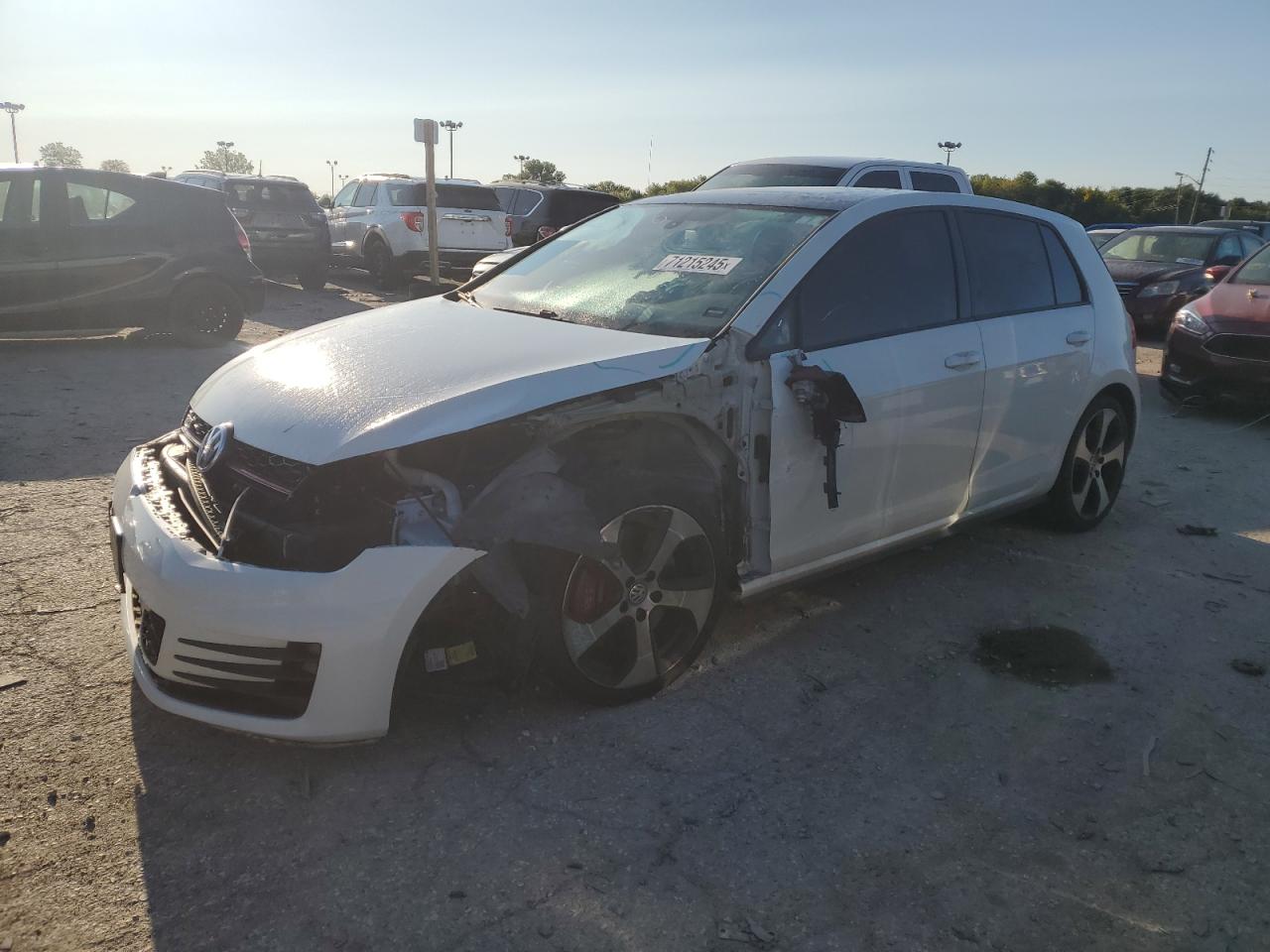 2017 Volkswagen Gti Sport White vin: 3VW547AU7HM060237
