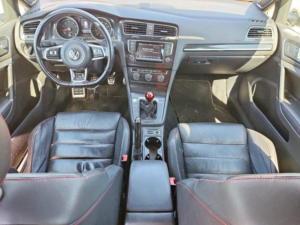 2015 Volkswagen Gti White vin: 3VW547AU8FM078632