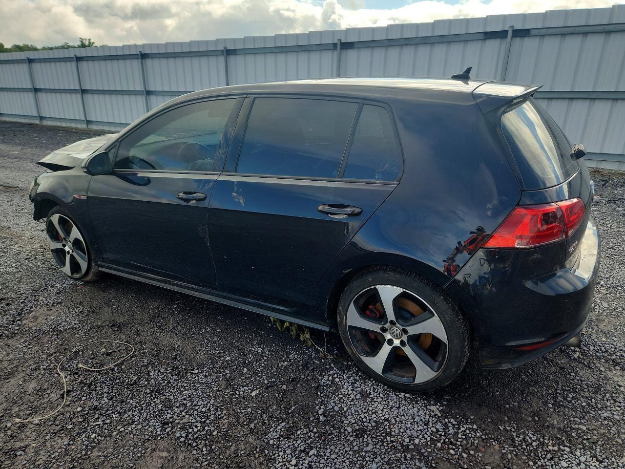 2017 Volkswagen Gti Sport Черный vin: 3VW547AU8HM010043