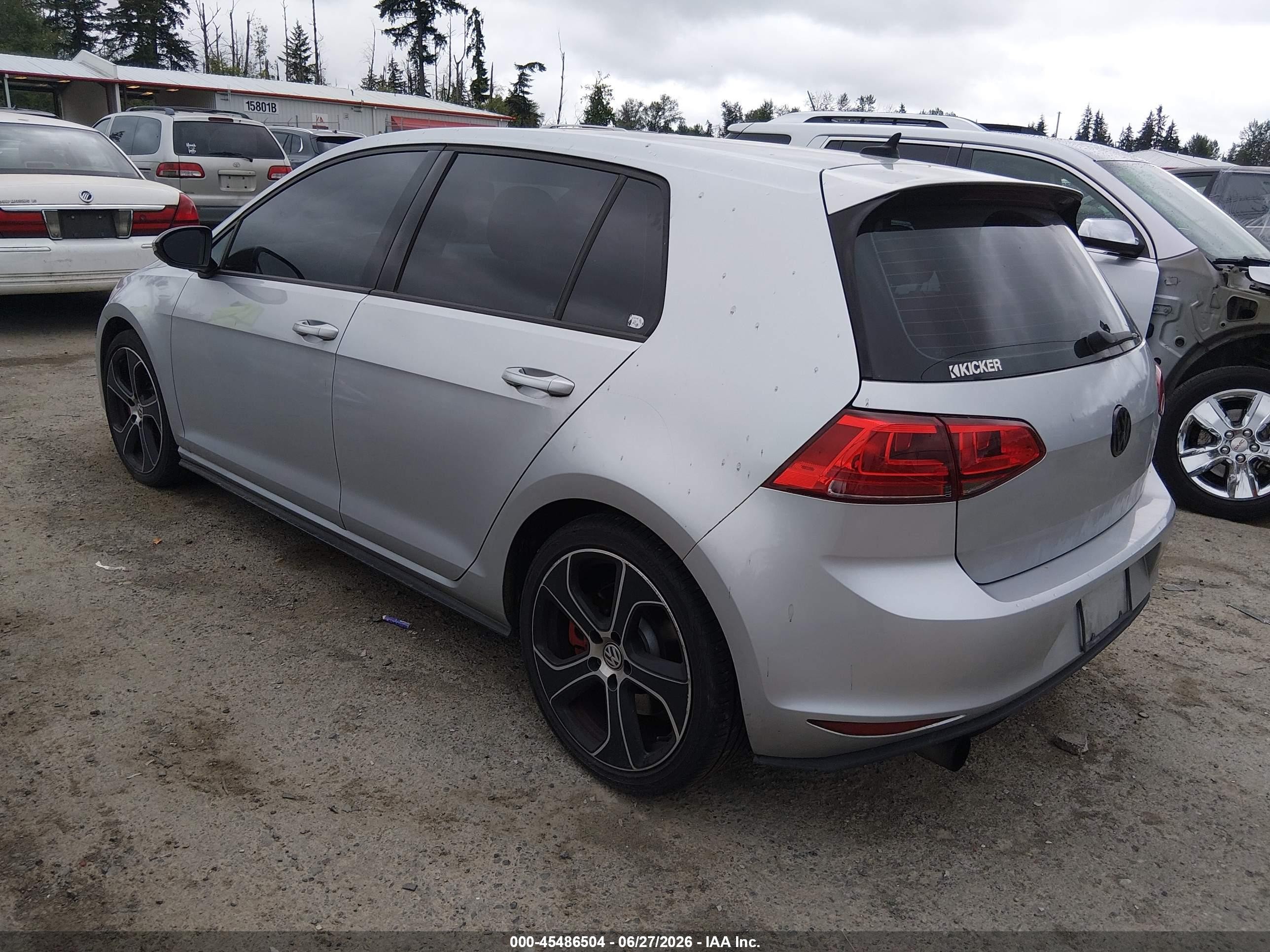 2015 Volkswagen Golf Gti 2.0t S W/performance Package 4-door Серебряный vin: 3VW547AU9FM095410