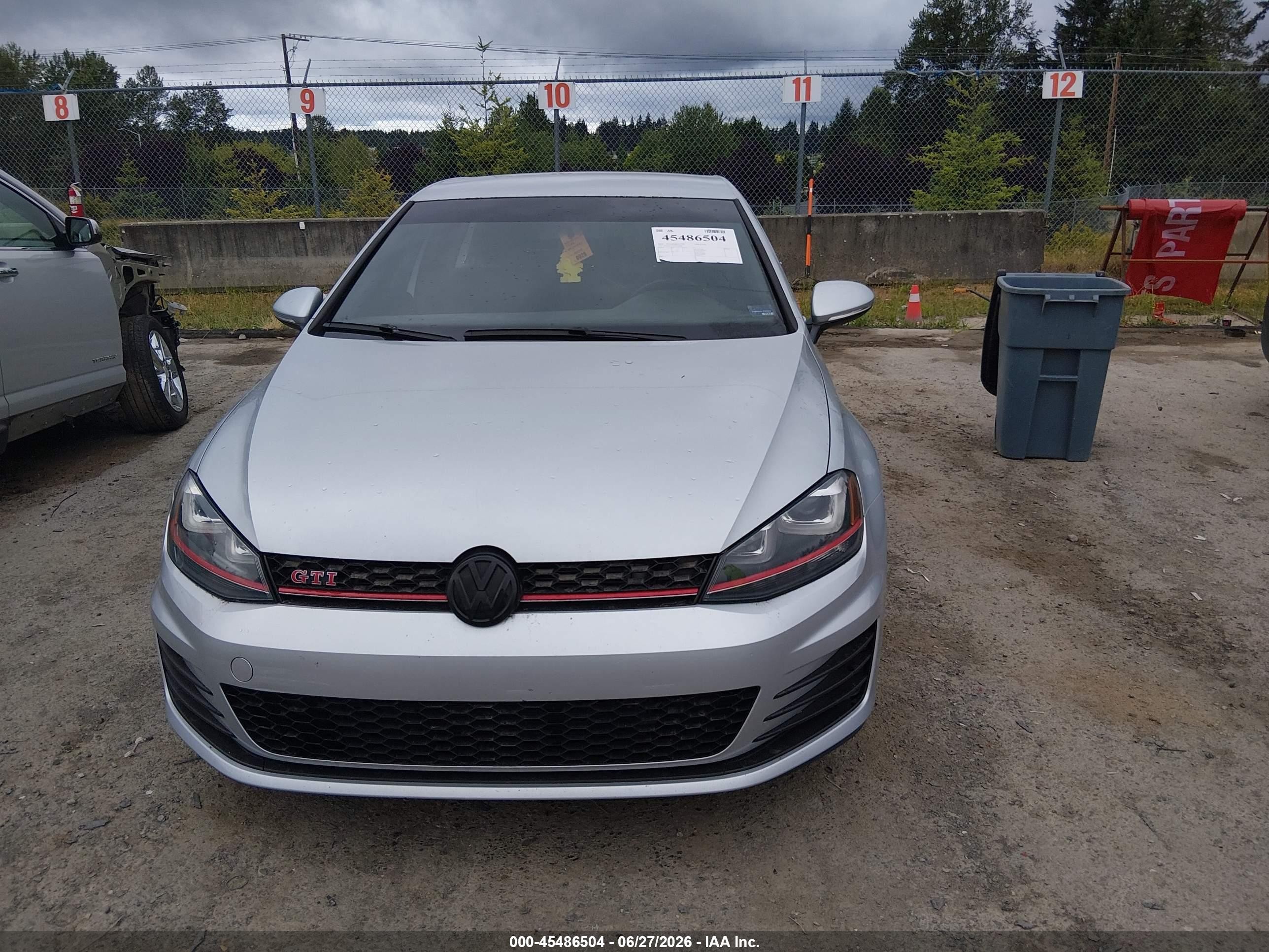 2015 Volkswagen Golf Gti 2.0t S W/performance Package 4-door Серебряный vin: 3VW547AU9FM095410