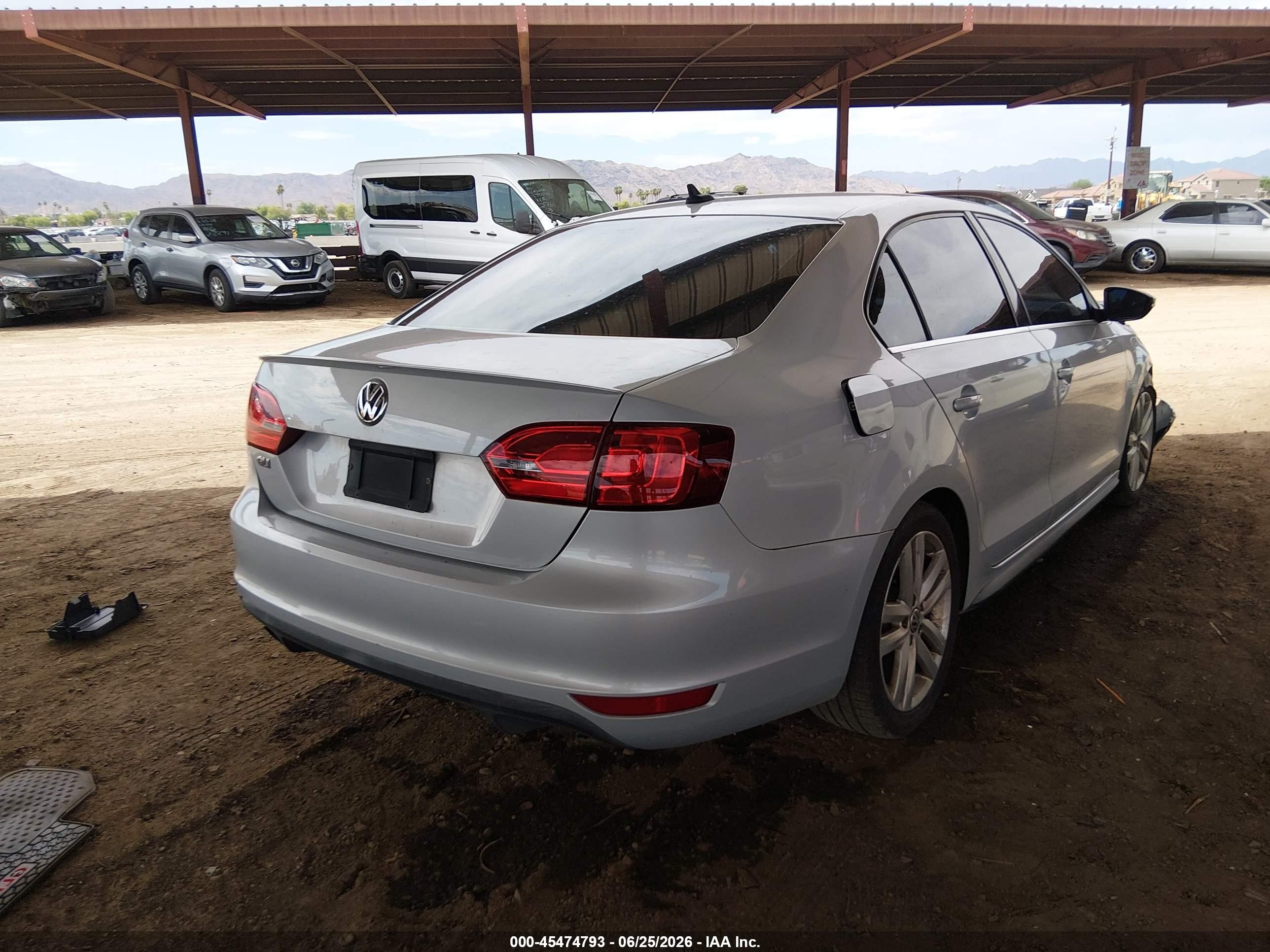 2012 Volkswagen Jetta Gli Silver vin: 3VW567AJ0CM460097