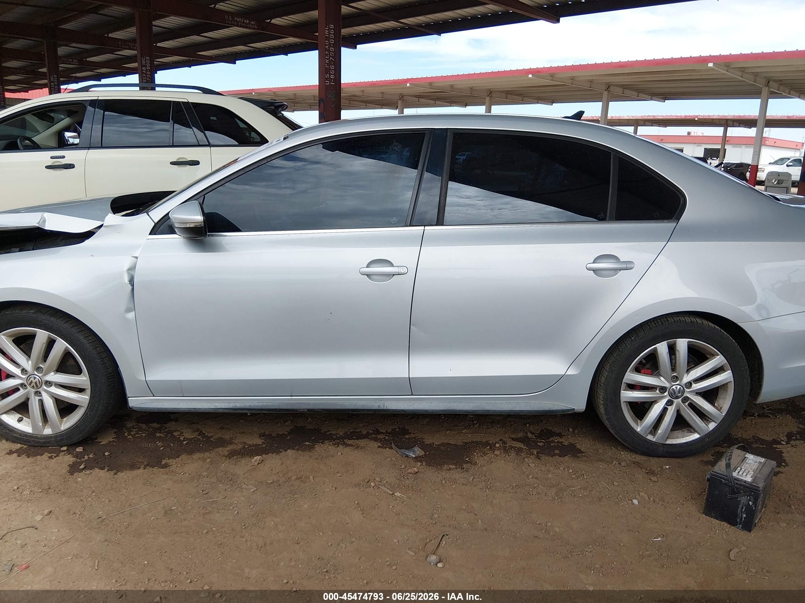 2012 Volkswagen Jetta Gli Silver vin: 3VW567AJ0CM460097